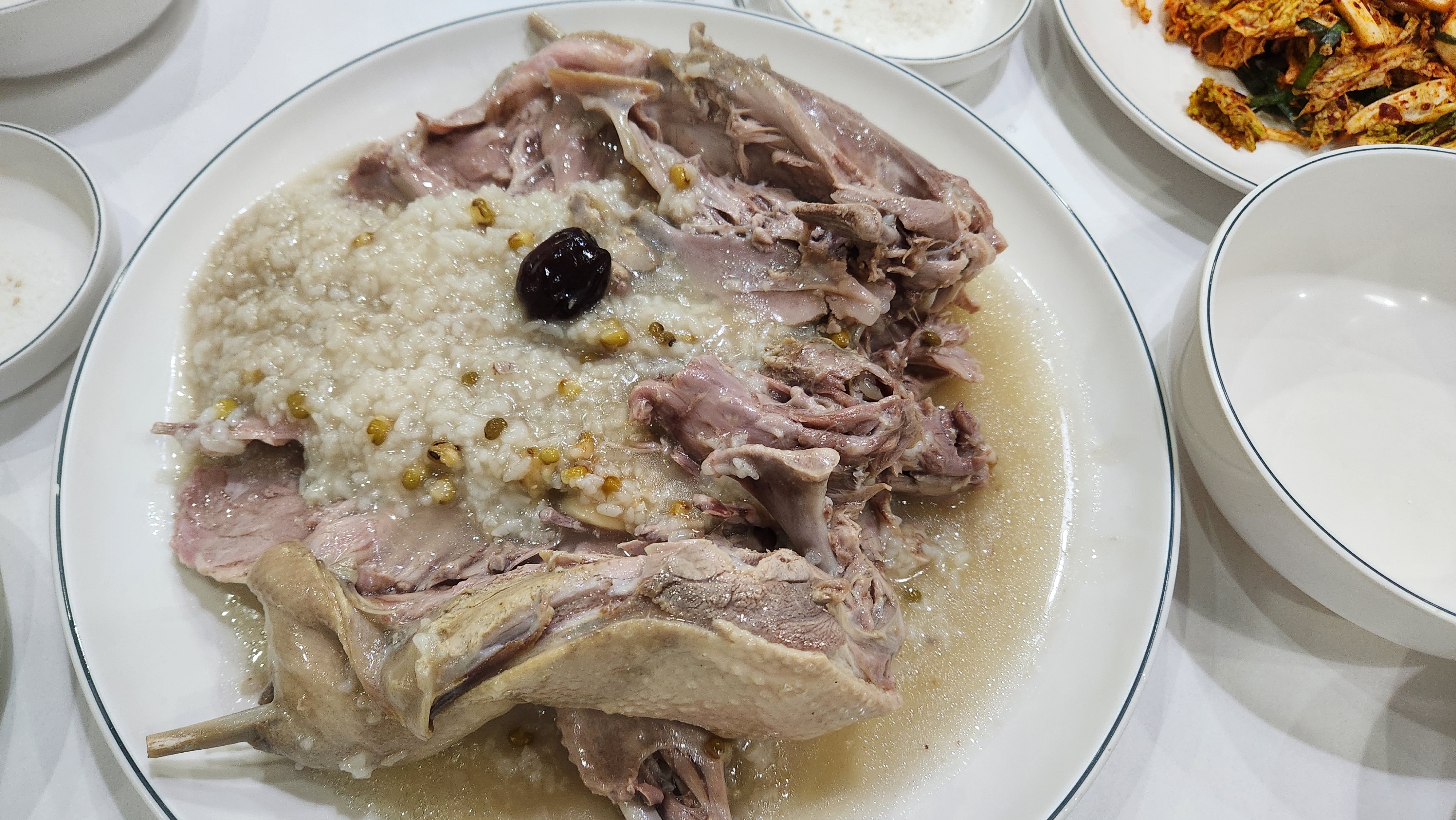 
신길온천역식당 초가원