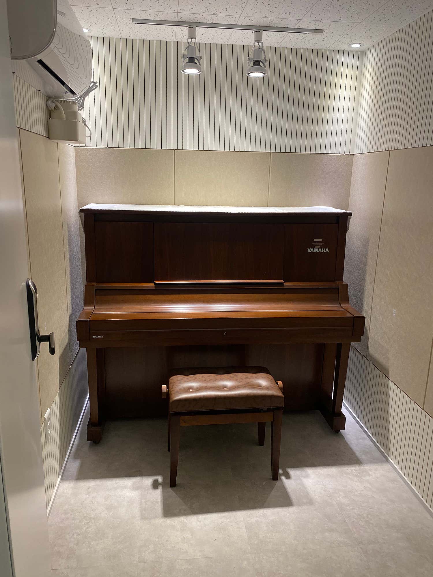 2번째 스튜디오 사진