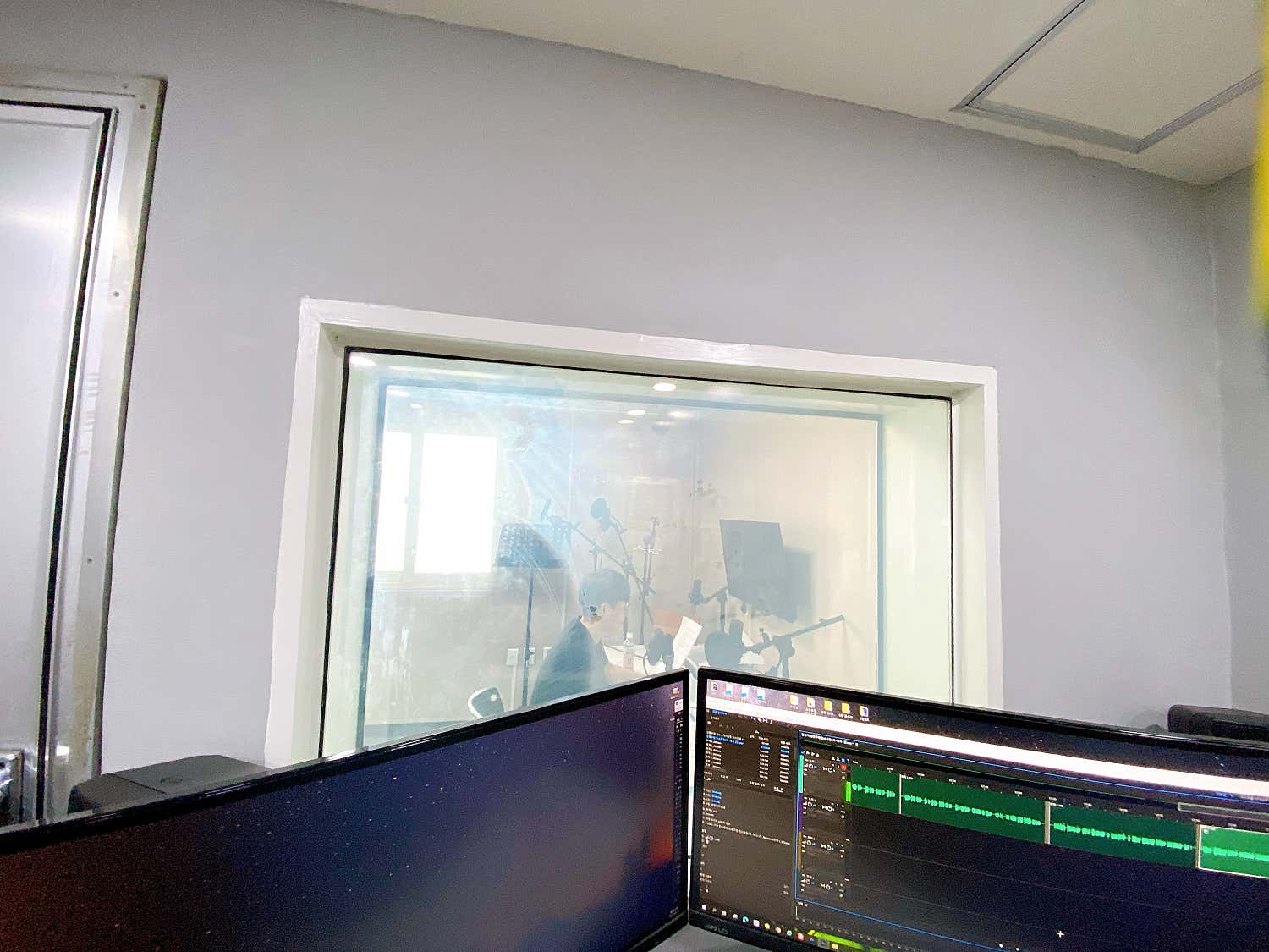 2번째 스튜디오 사진