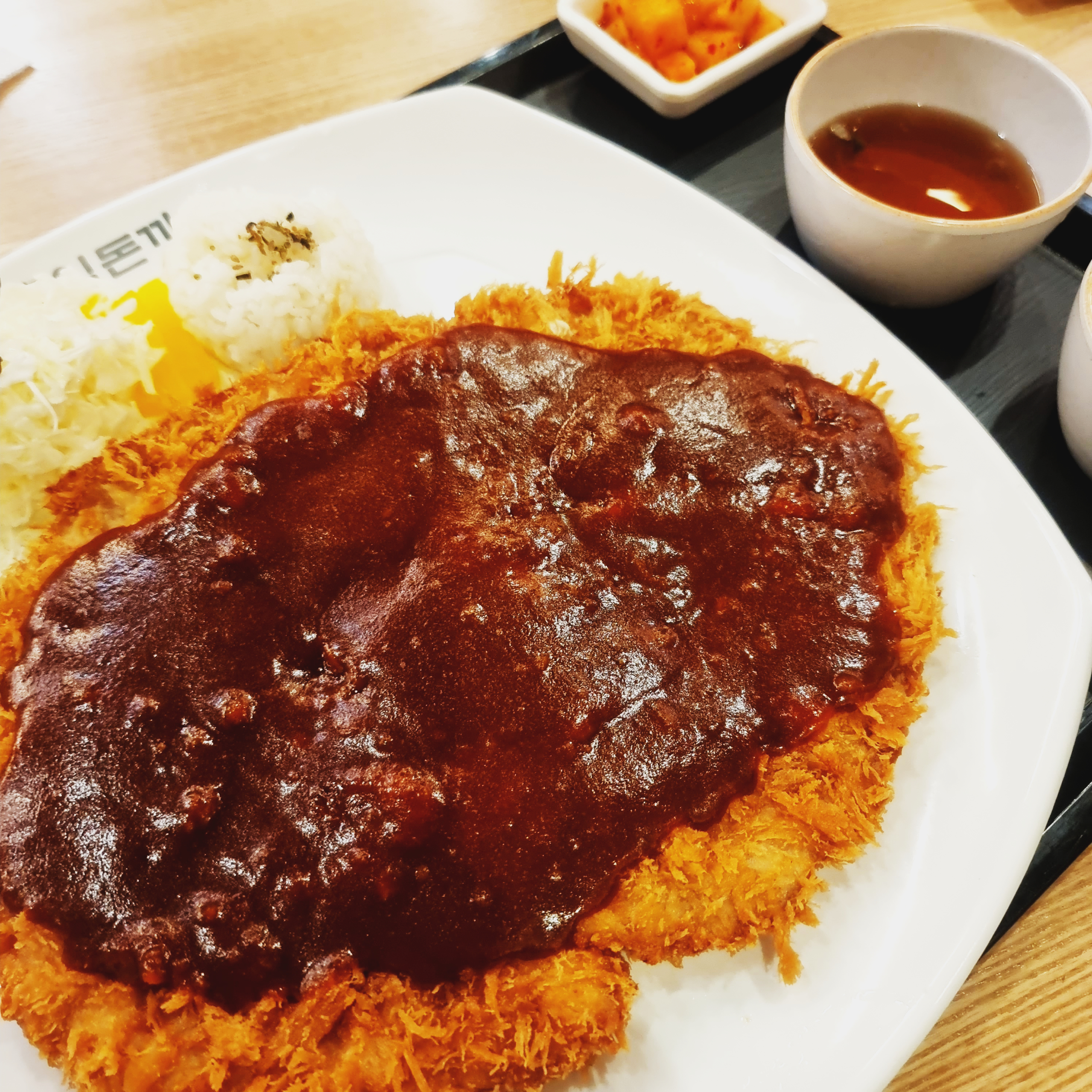 돈까스 맛집이예요. - 광주 상무지구 맛집 홍익돈까스 광주상무점