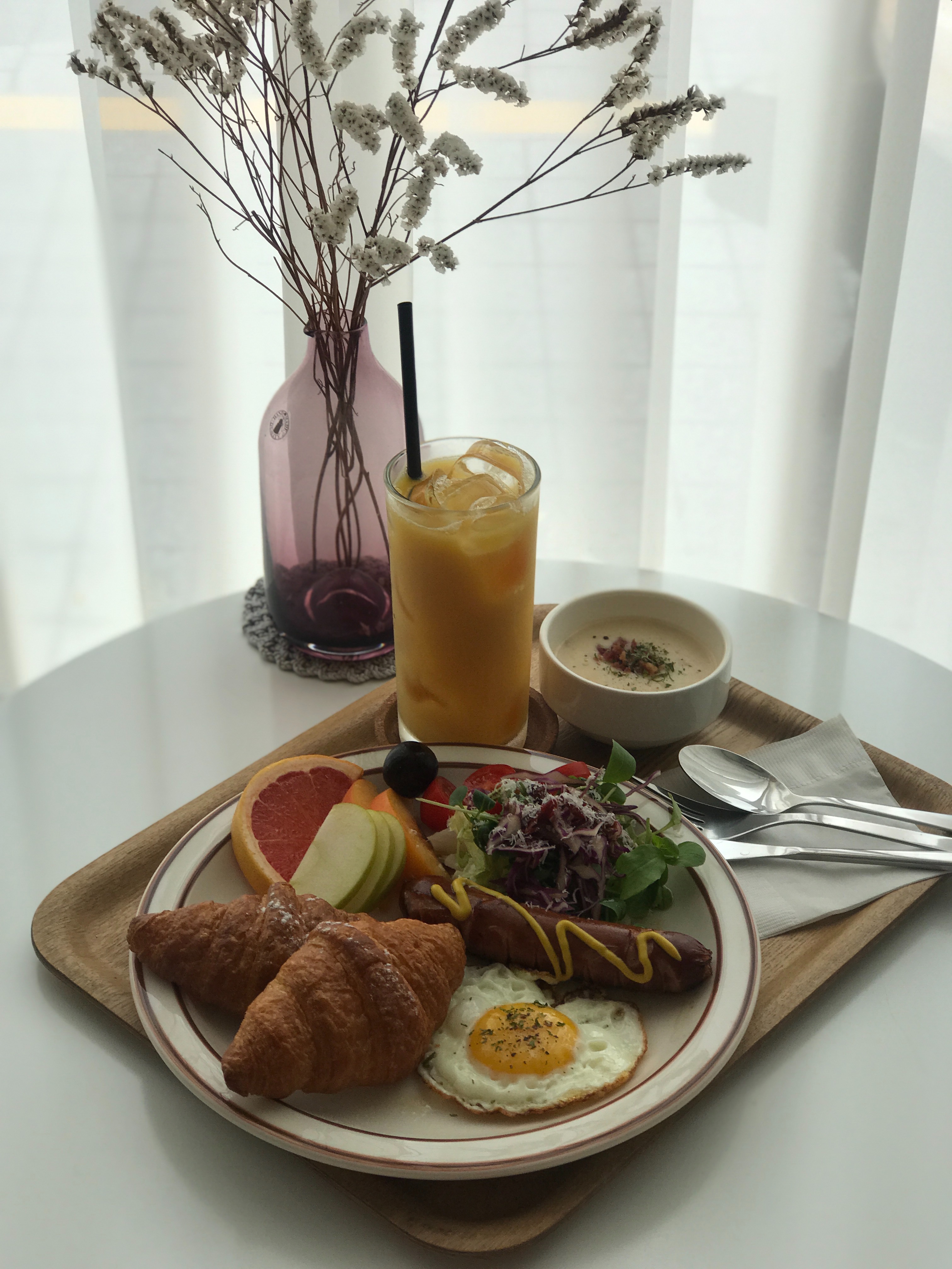 초량 브런치 맛집입니다 진짜 요근래 먹었던 브런치 중 가장 기억에 남을 정도예요💕💕 - 부산역 맛집 단테라운지