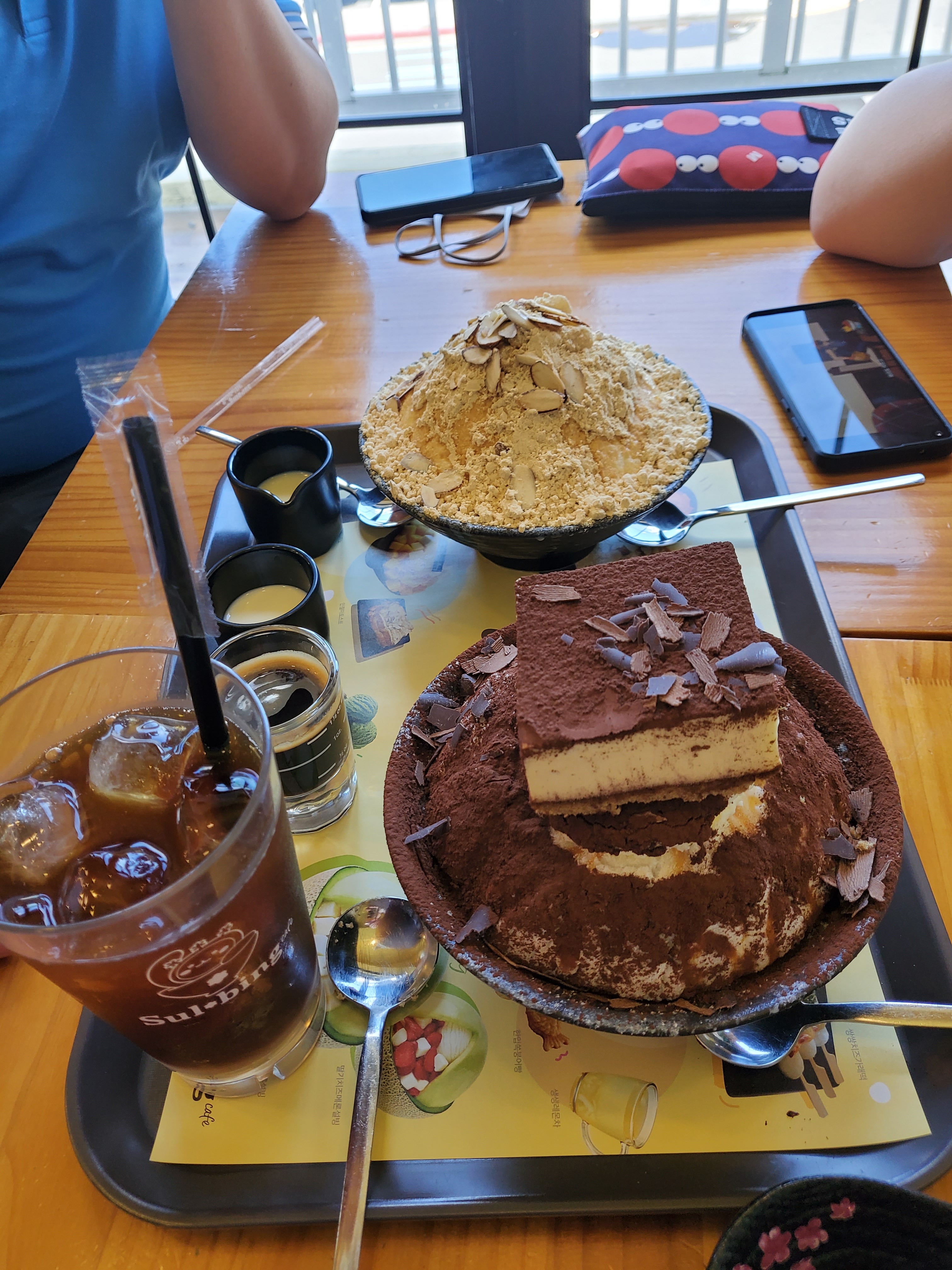 설빙 자주기기때문에 부산에 여행와서도 일부러 내비 찍어 방문한곳이에요 - 송정 맛집 설빙 부산송정점