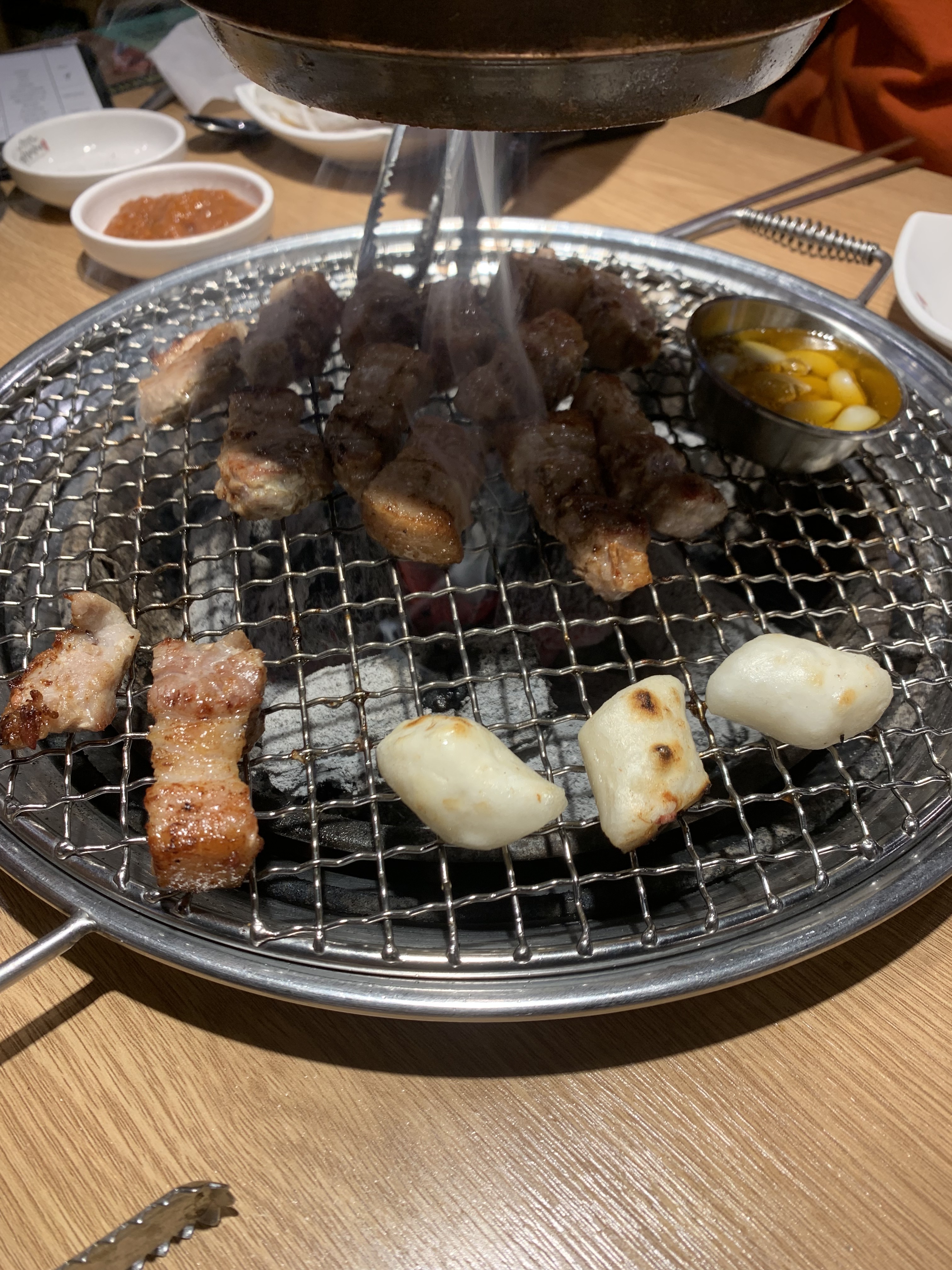 삼겹살 맛있어요! 돼지갈비도요 - 용두동 맛집 명륜진사갈비 동대문구청점