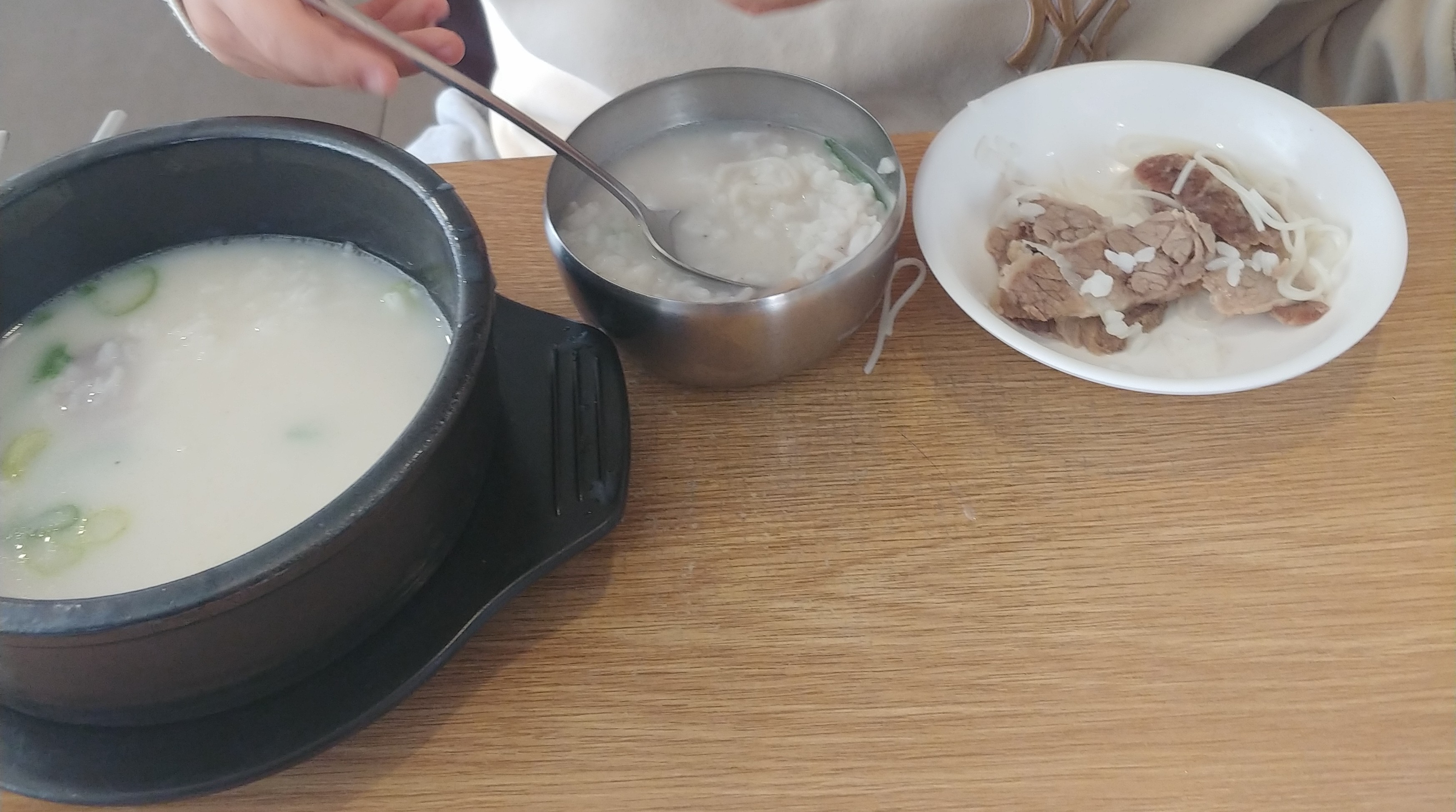 설렁탕이 먹고싶어서 아침부터 초딩이랑 먹고왔어요ㅎ - 천호동 맛집 40년전통설렁탕