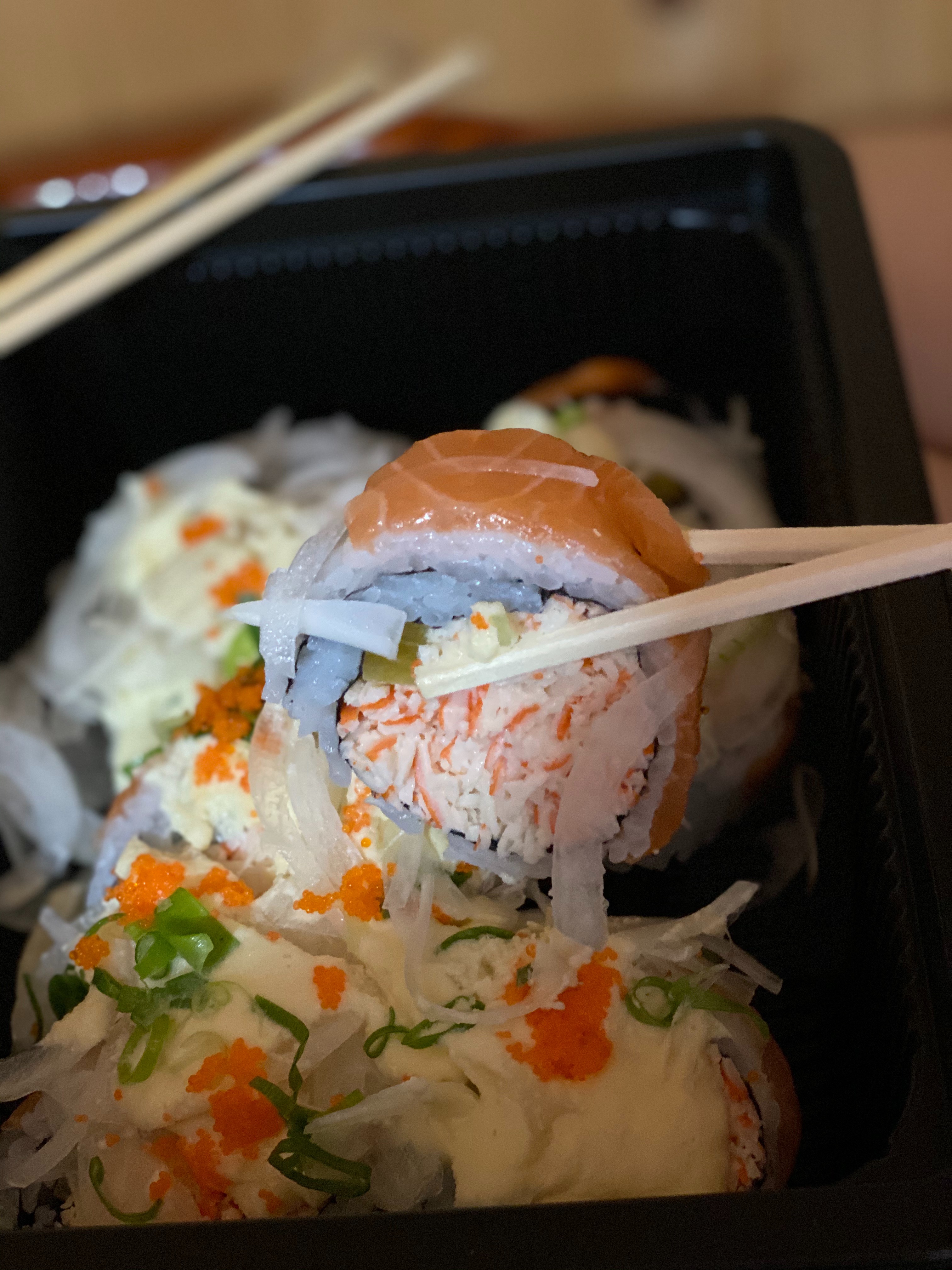 활어회가 정말..! 정말 맛있어요 싱싱 그자체 고소함 이상! 완전 추천해요 초새우, 생새우