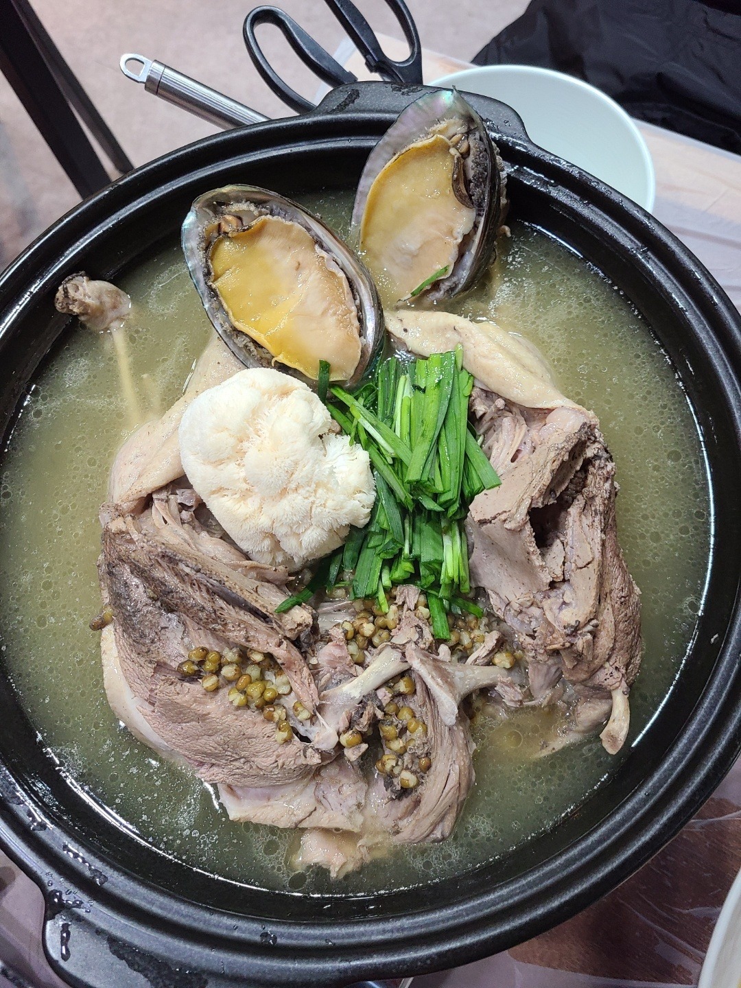 전복추가해서 든든하게 맛있게 먹었어요!!! - 부산역 맛집 도원가든