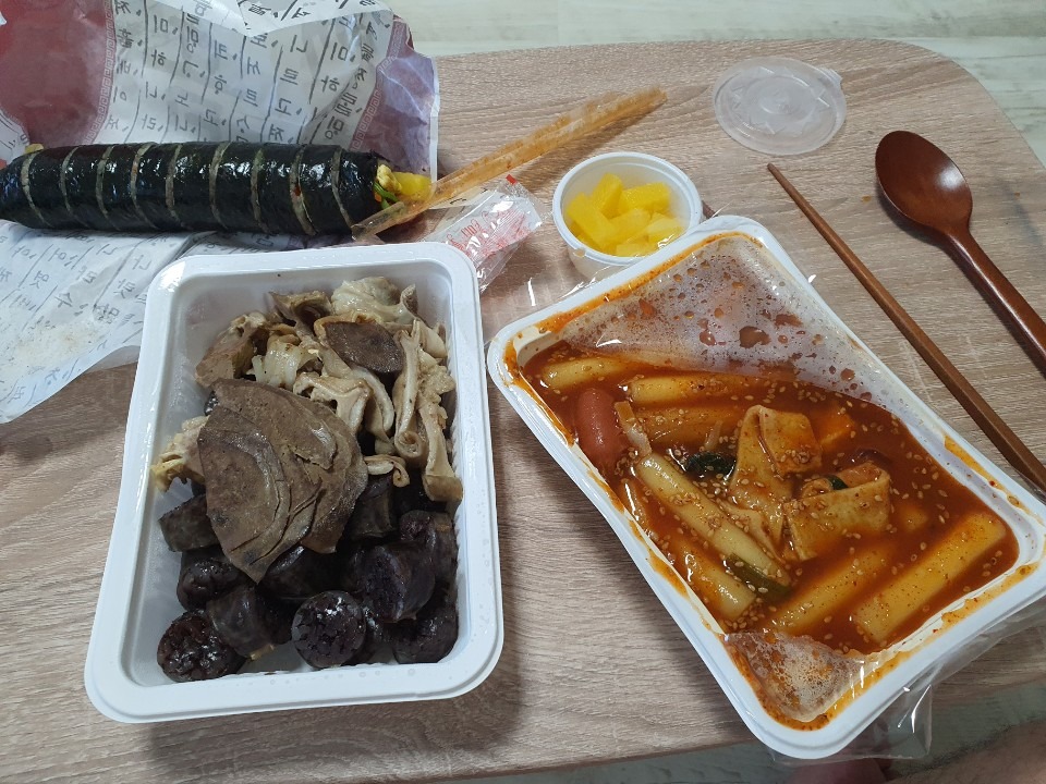 제주시 산장 식당 이모네분식