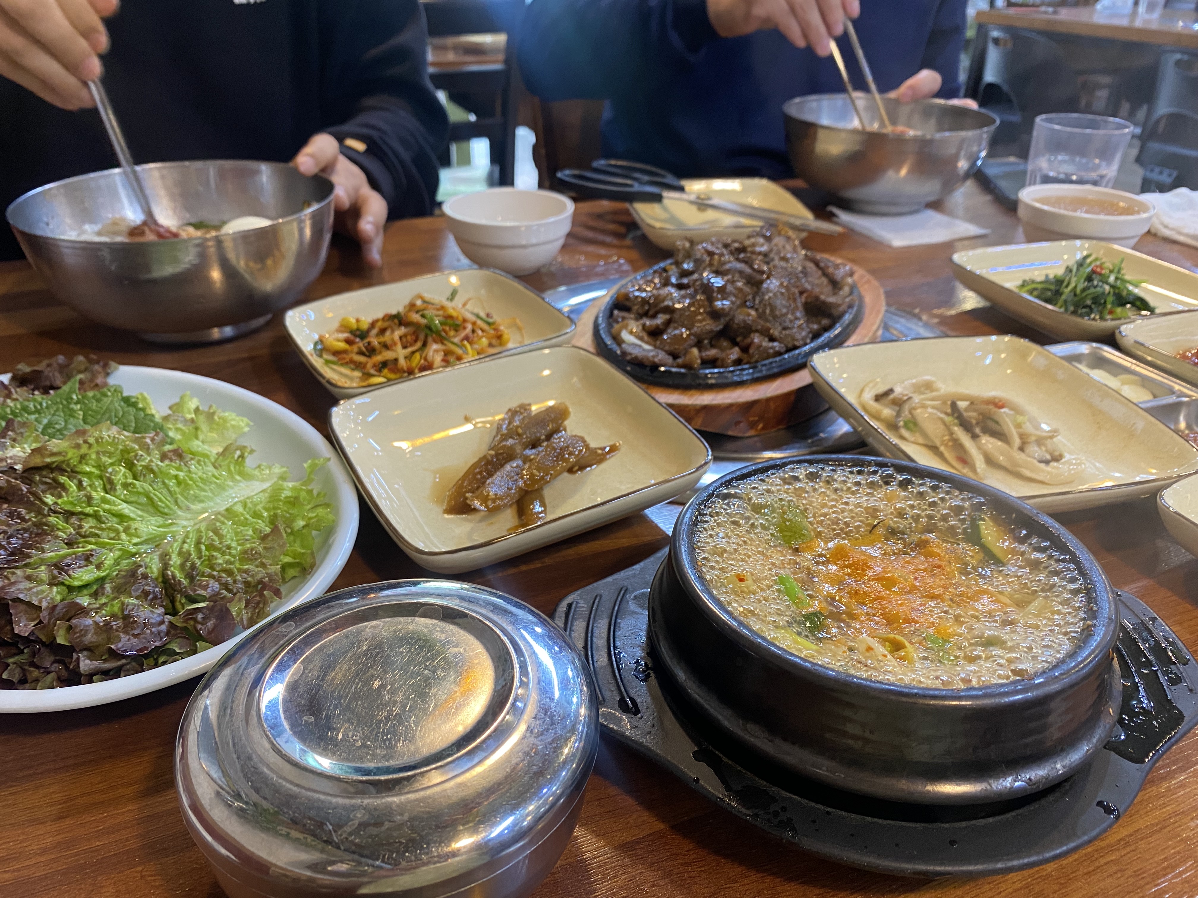 푸짐하고, 맛있고, 깔끔해요 - 권선동 맛집 예술갈비