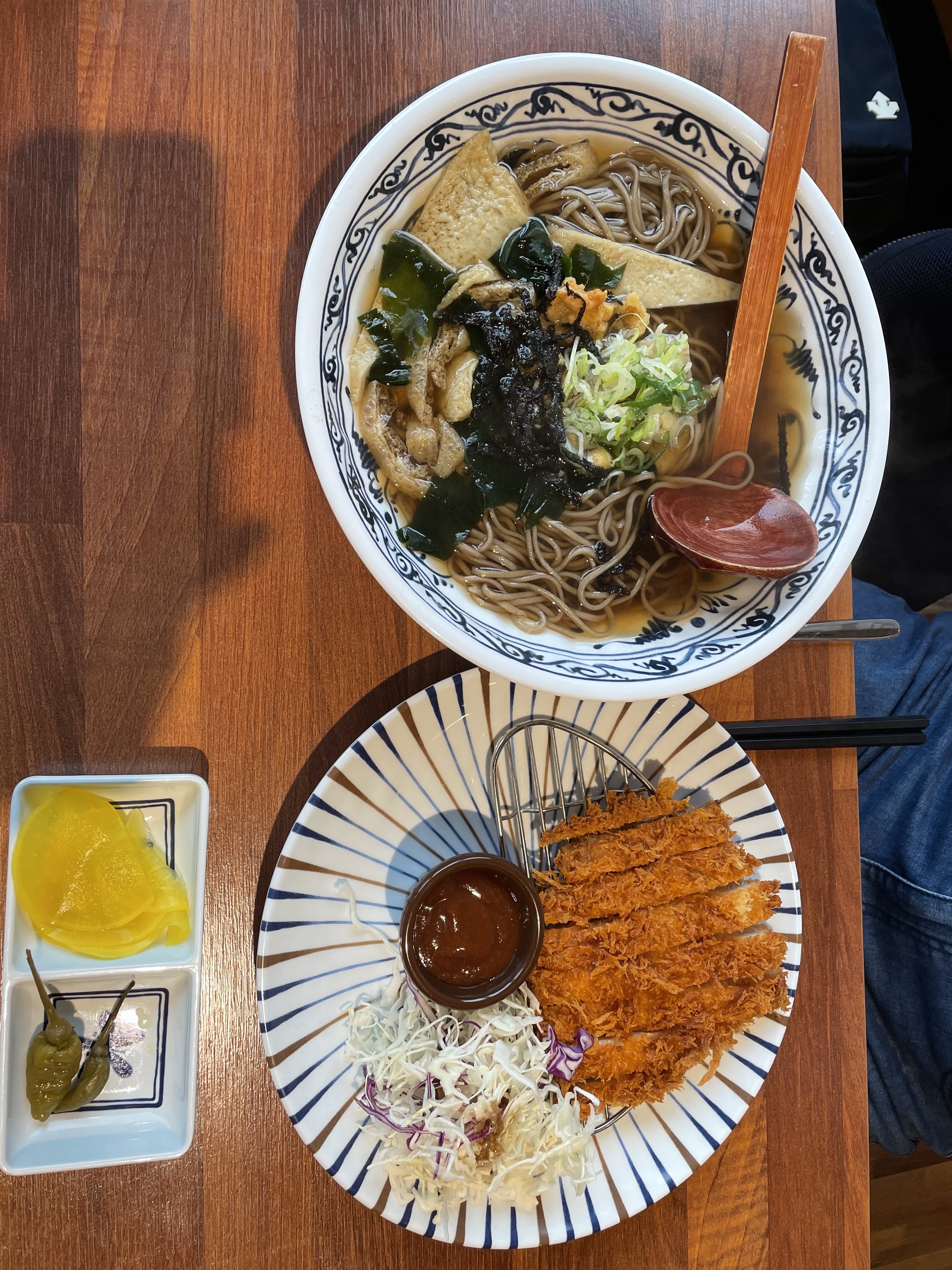 소바,우동정식 면도 국물도 맛있고 돈가스도 바삭하고 고소하니 맛있어요, - 천안 목천 맛집 삼동소바 아름다운정원화수목점