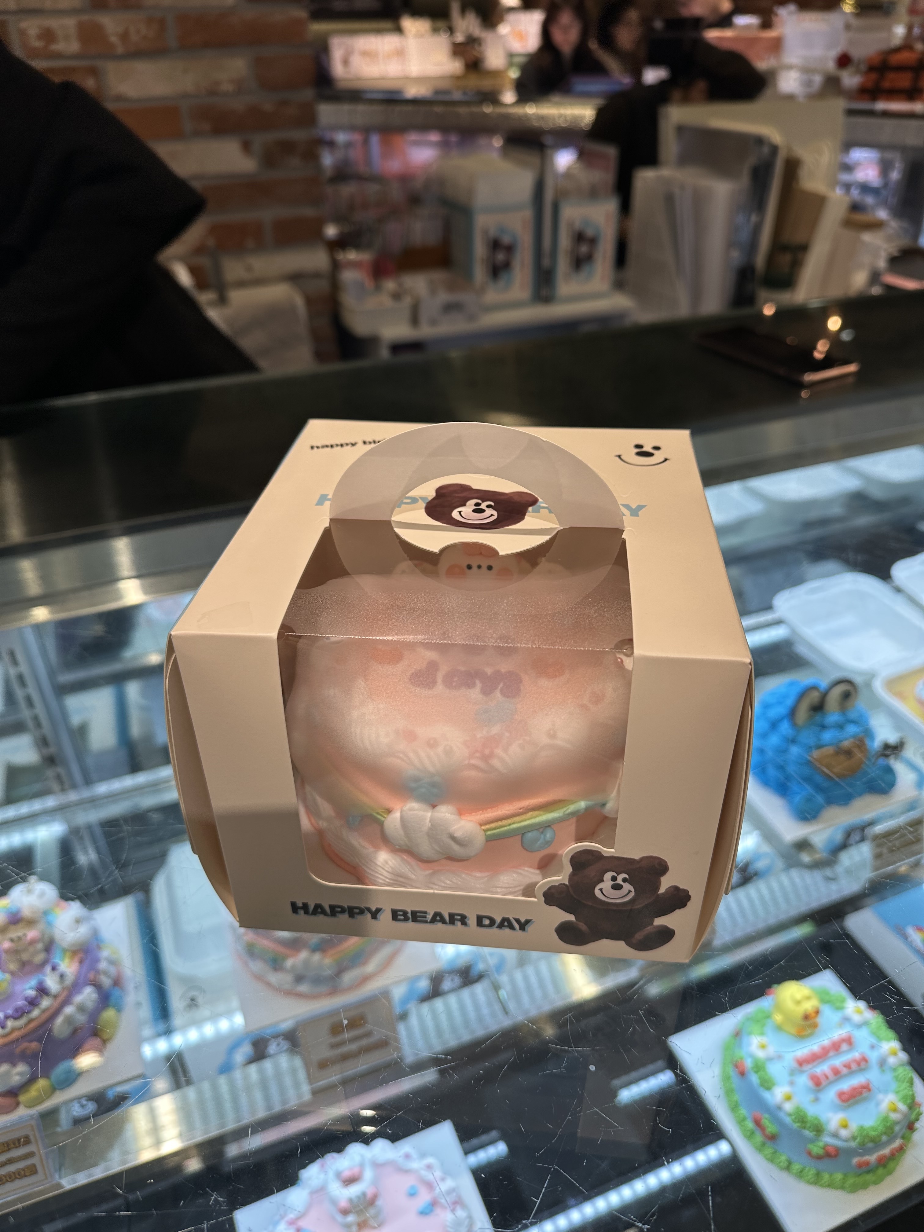 기념일 케이크 주문했는데 너무 귀엽고 맛있어요 !!! - 천호동 맛집 해피베어데이 현대백화점 천호점