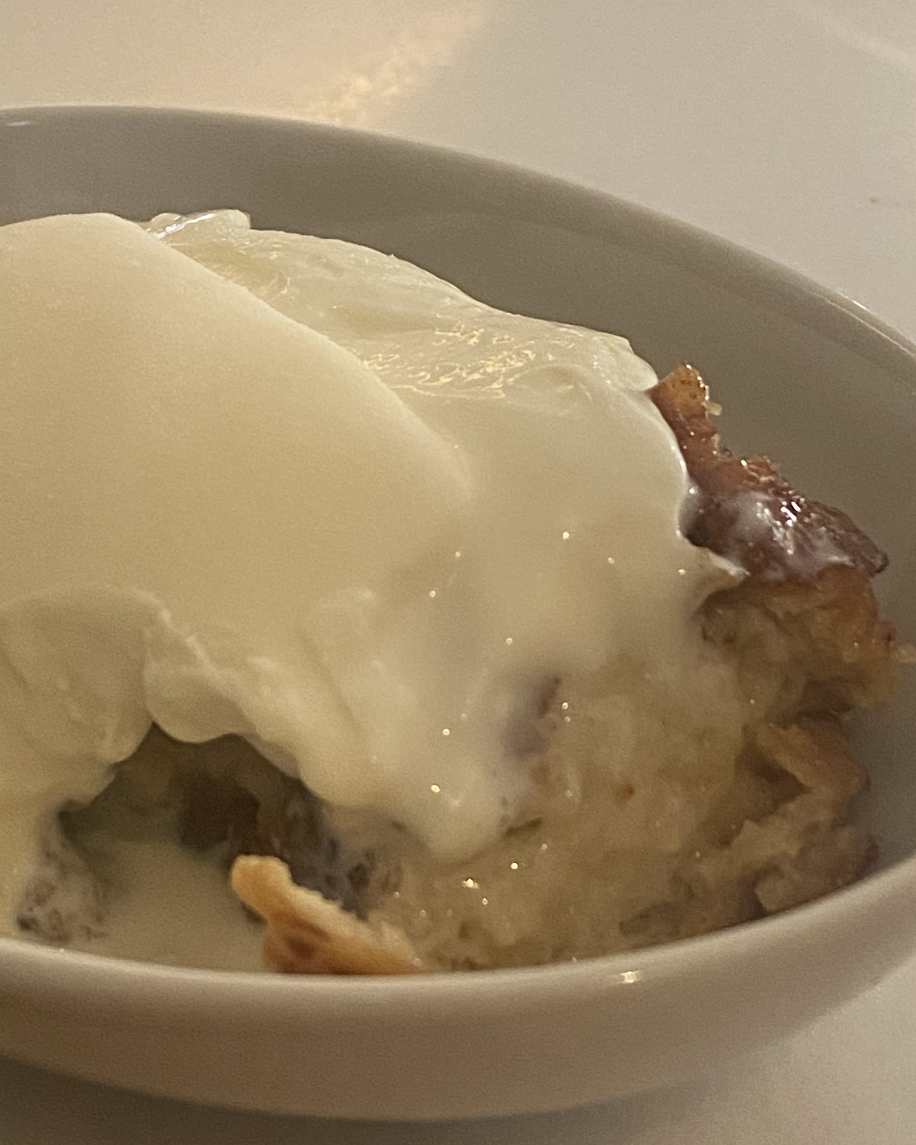 오래간만에 맛있는 프렌치토스트를 즐길 수 있었던 곳. 부드러움 + 고소함 + 따뜻 + 달달