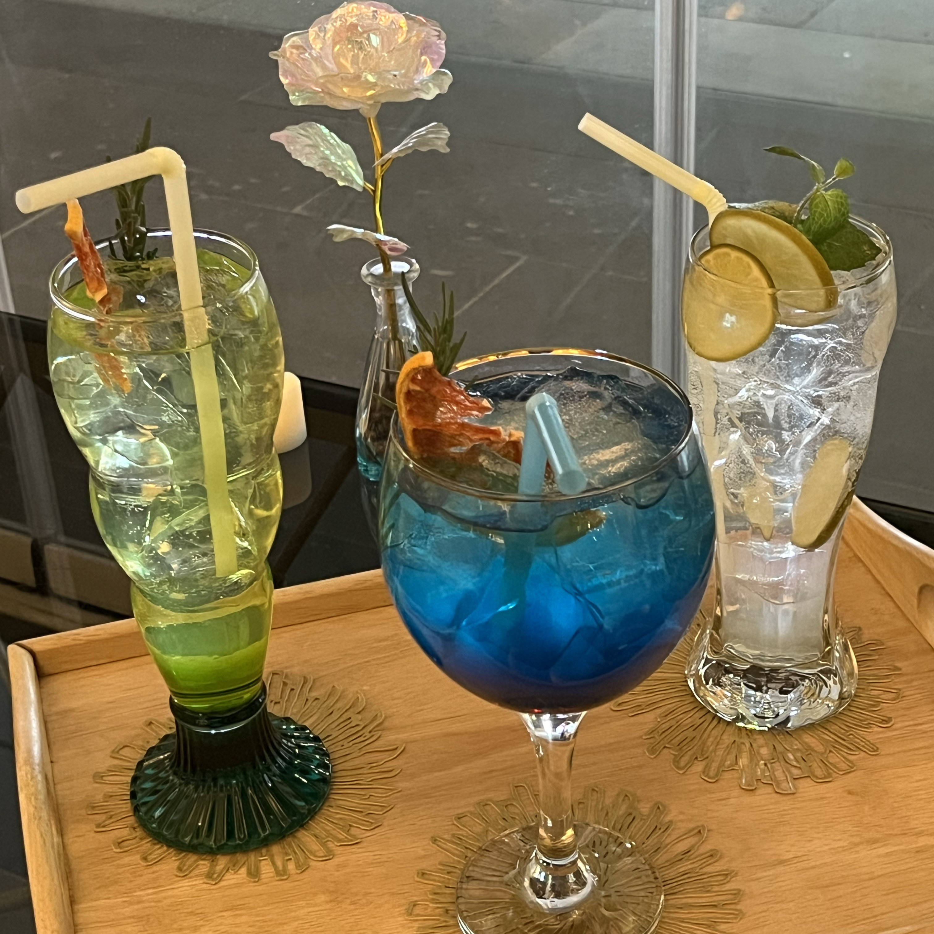 경포해변 앞에 있는 예쁜 강릉오션뷰카페! - 경포대 맛집 AURA Cafe&Lounge