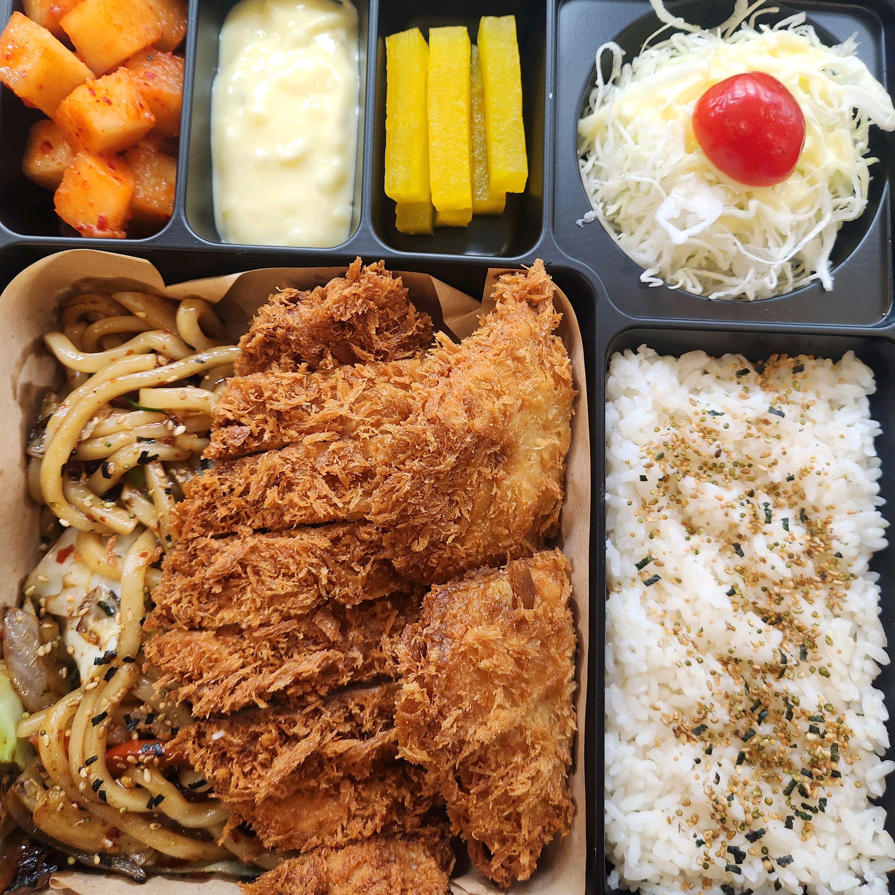 평소에 자주가는 돈까스집인데 저번에가보니 - 포항 오천읍 맛집 홍익돈까스 포항오천점