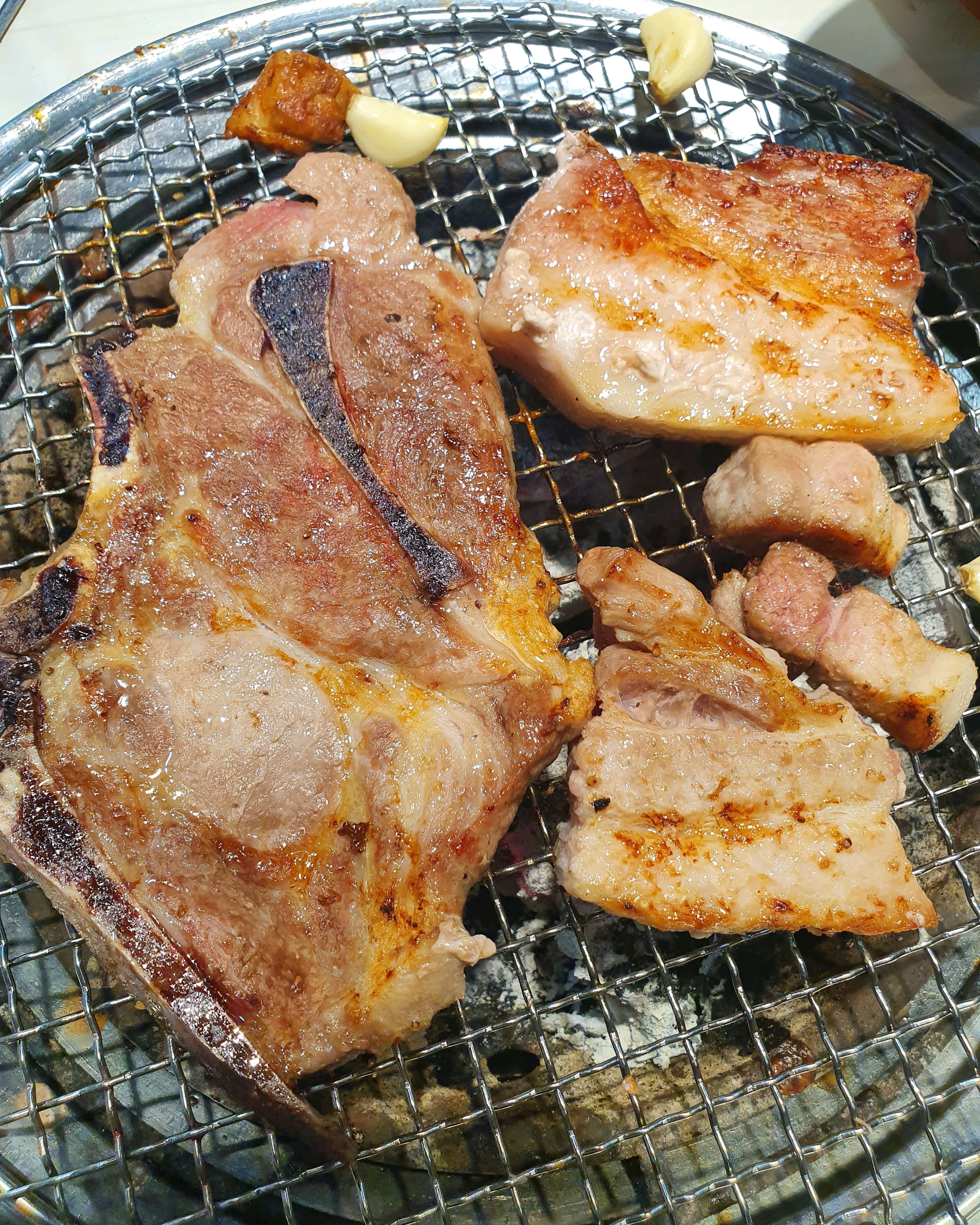 고기 상태도 좋고 고기가 빨리빨리 채워져서 - 솔샘역 맛집 명륜진사갈비 서울미아점