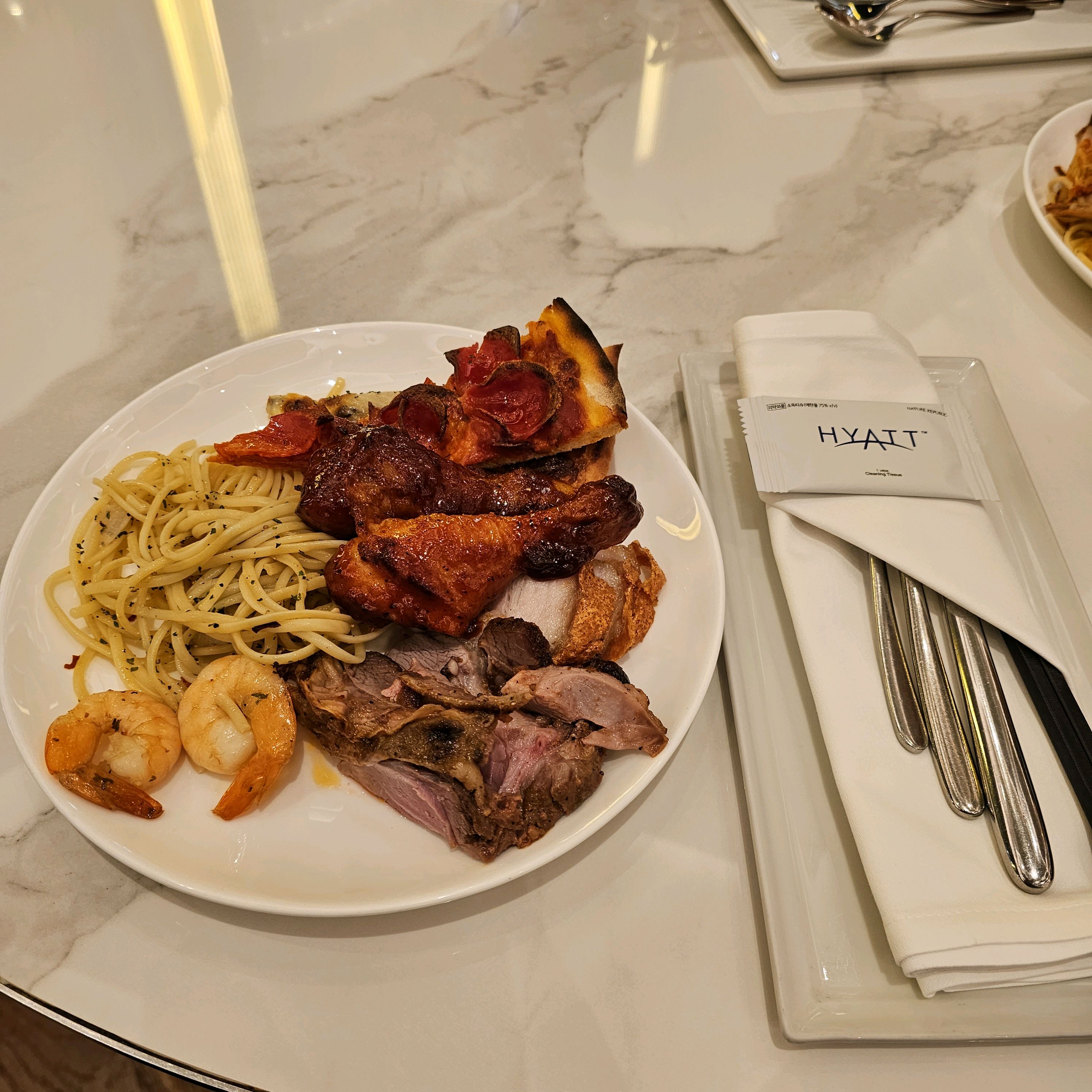 다양한 종류의 음식들! - 제주 맛집 제주 드림타워 그랜드 키친