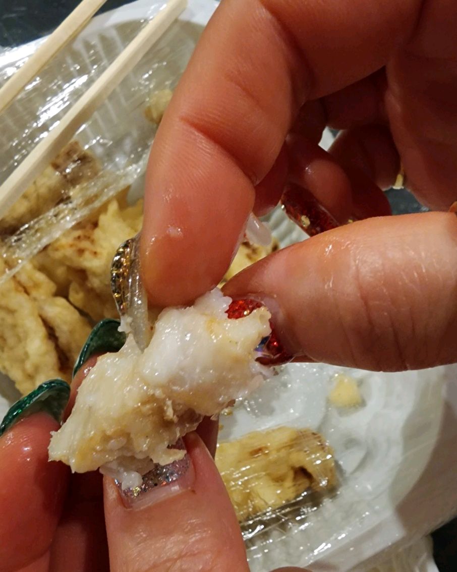 첫방문해서 기분좋게 받아서 맛있게 먹을생각만했는데요 비계가득 탕수육은 첨 먹어보네요ㅜㅜ 고