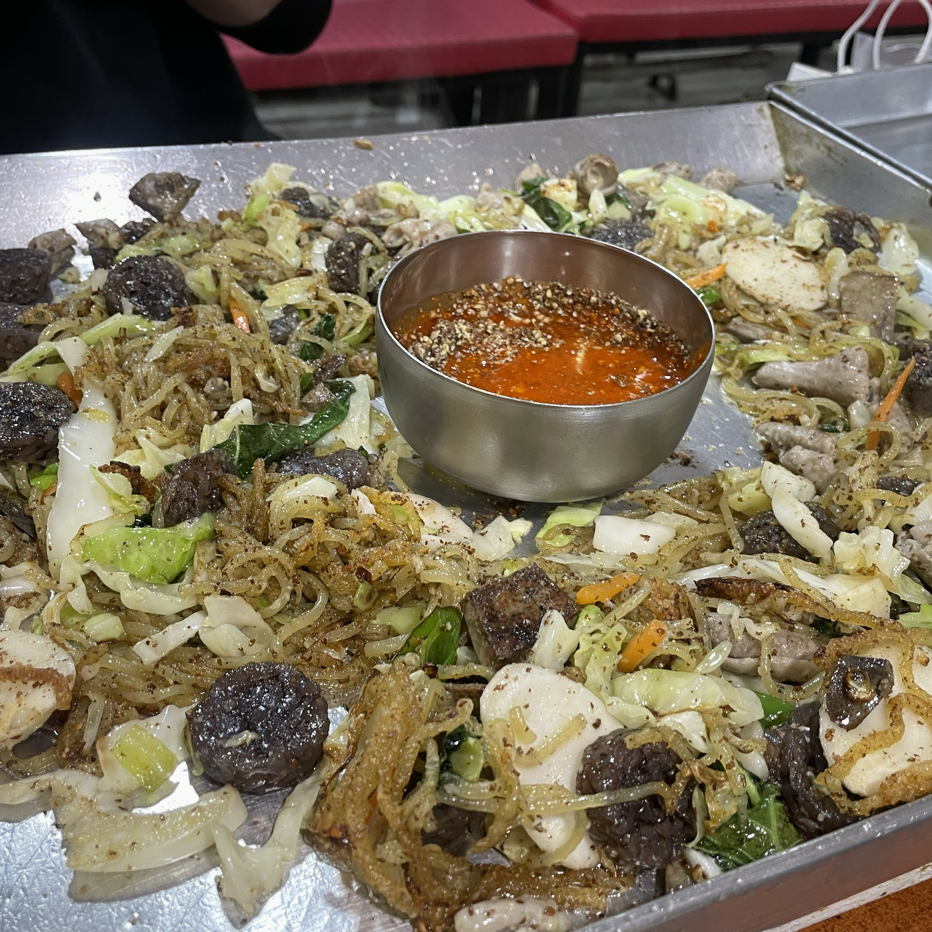  한국 서울 신림역 주변 전통 국밥 전문점 27년전통원조순대