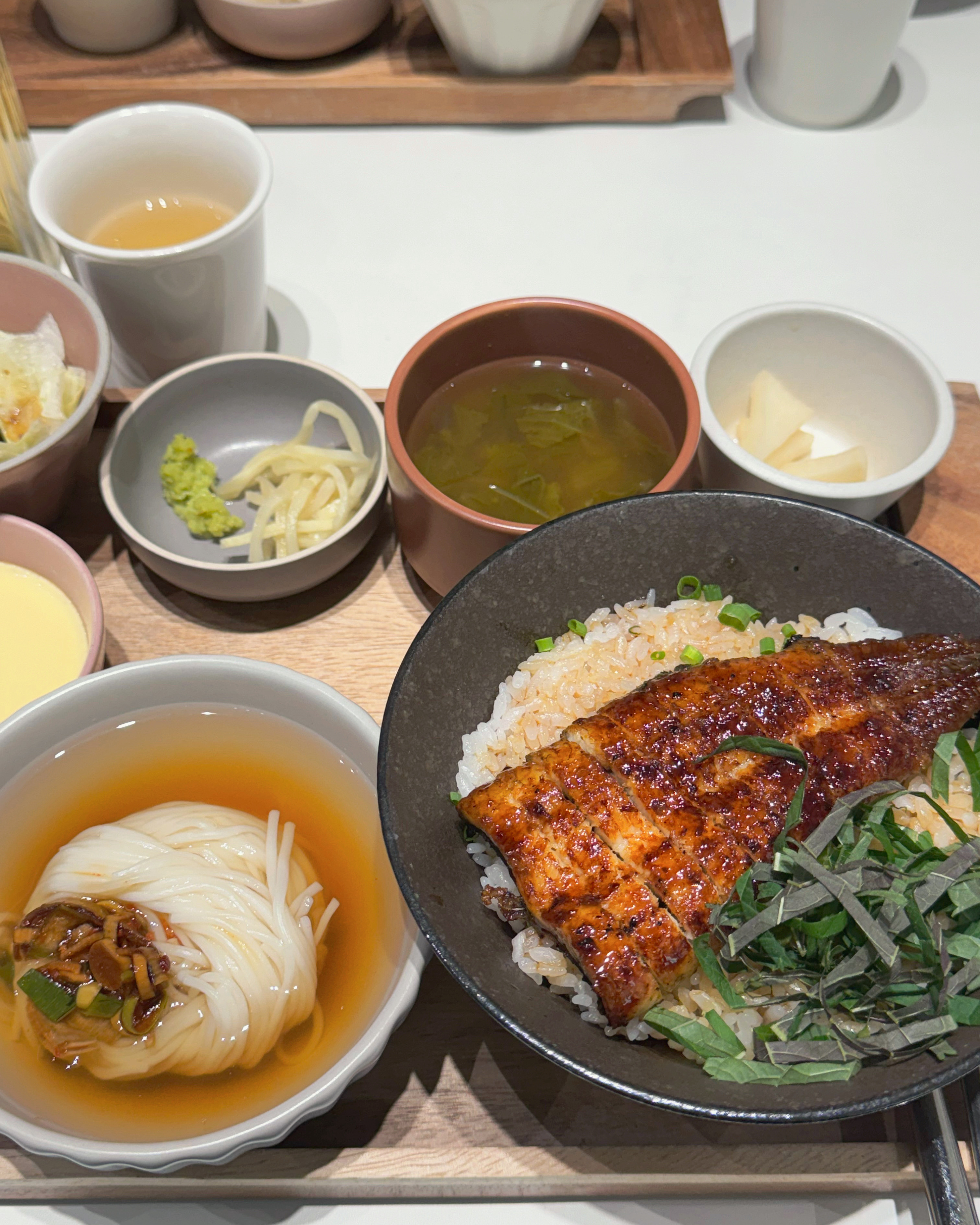 한 시간 전쯤? 미리 예약하고 편하게 먹었어요 - 부산역 맛집 소택
