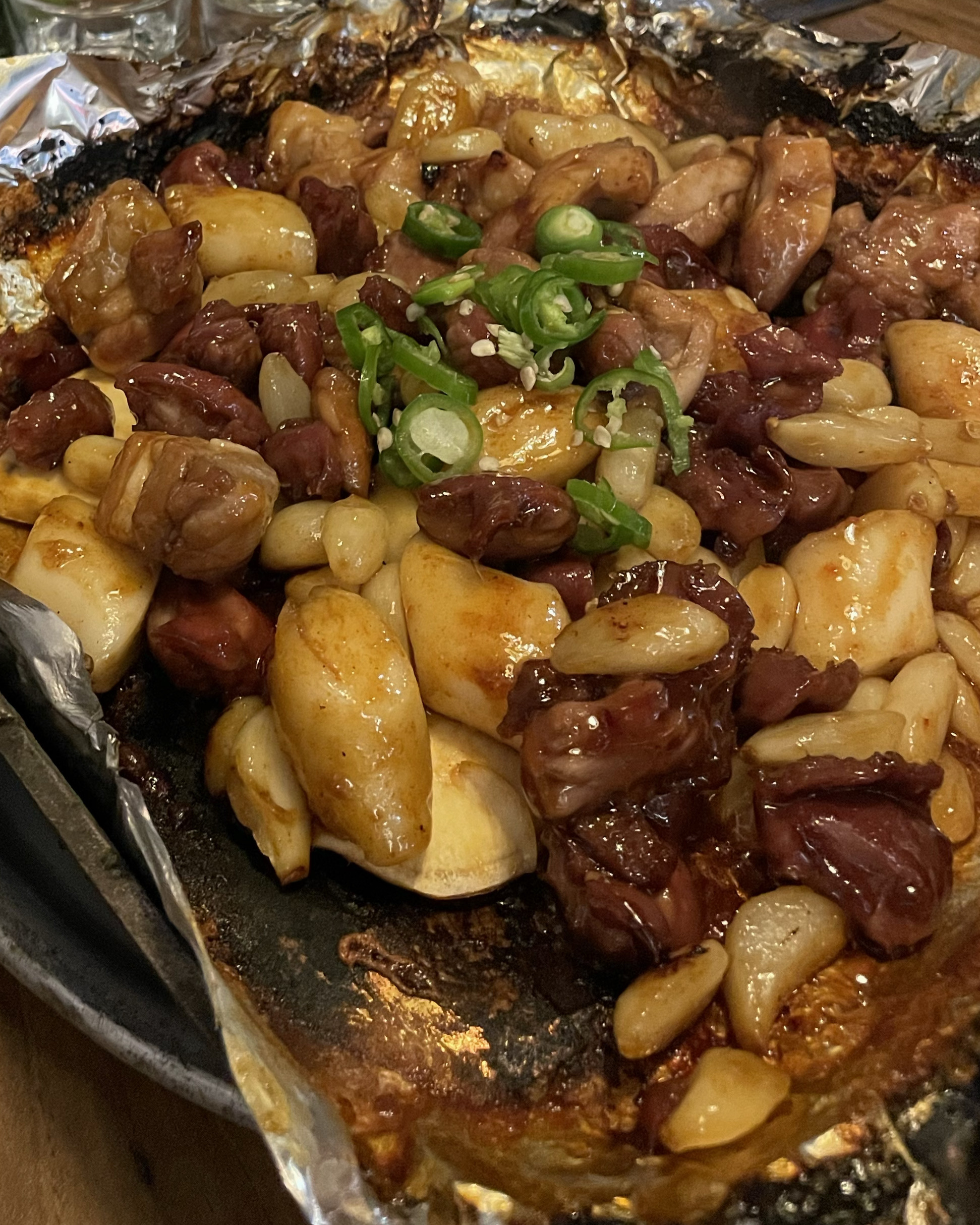 알게된지 6년 넘었어요! 진짜 너무 맛있어요~~~ 자주가고 제 주변사람들도 똥찌비 좋아하는