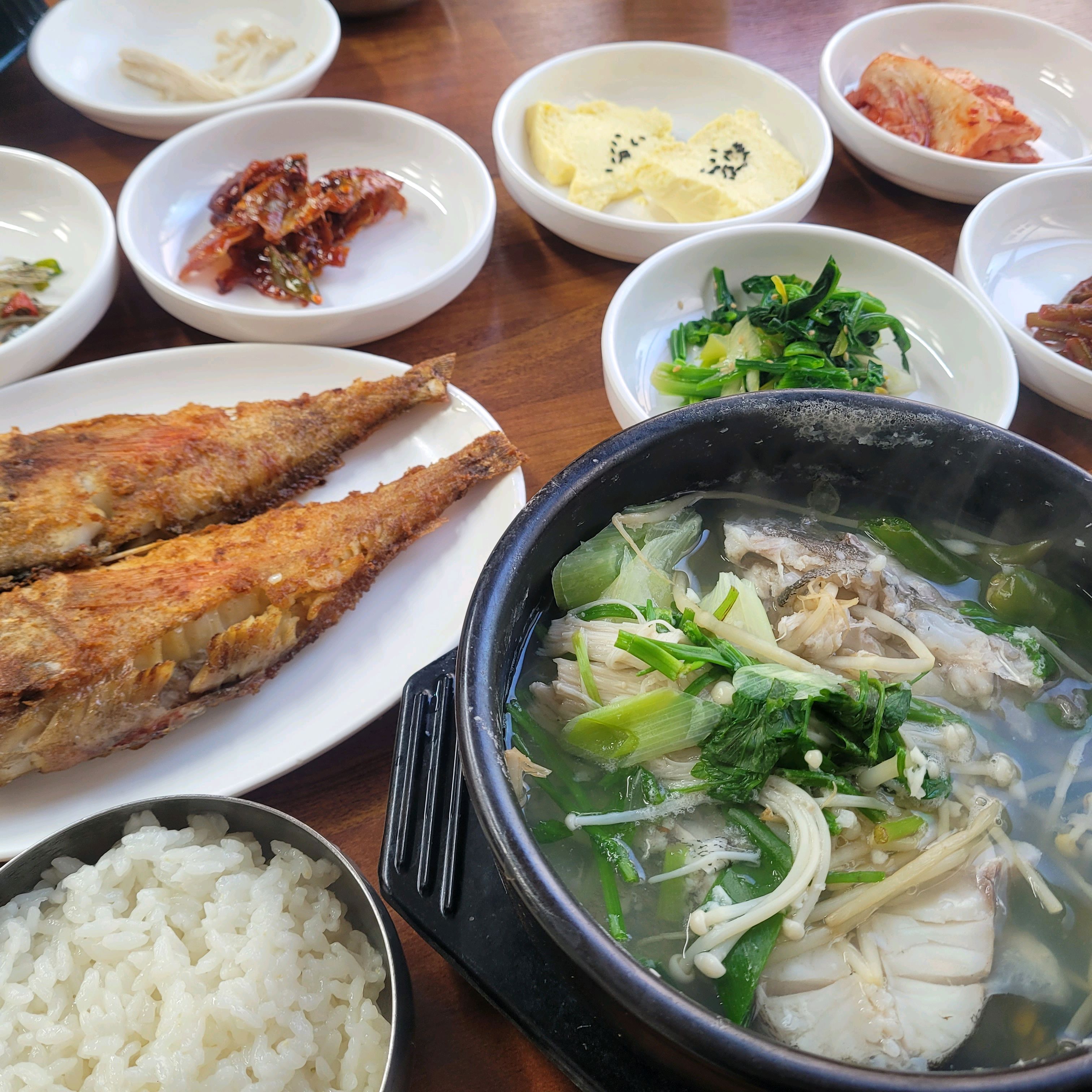 생대구라 부들부들 맛있어요. - 부산역 맛집 다원