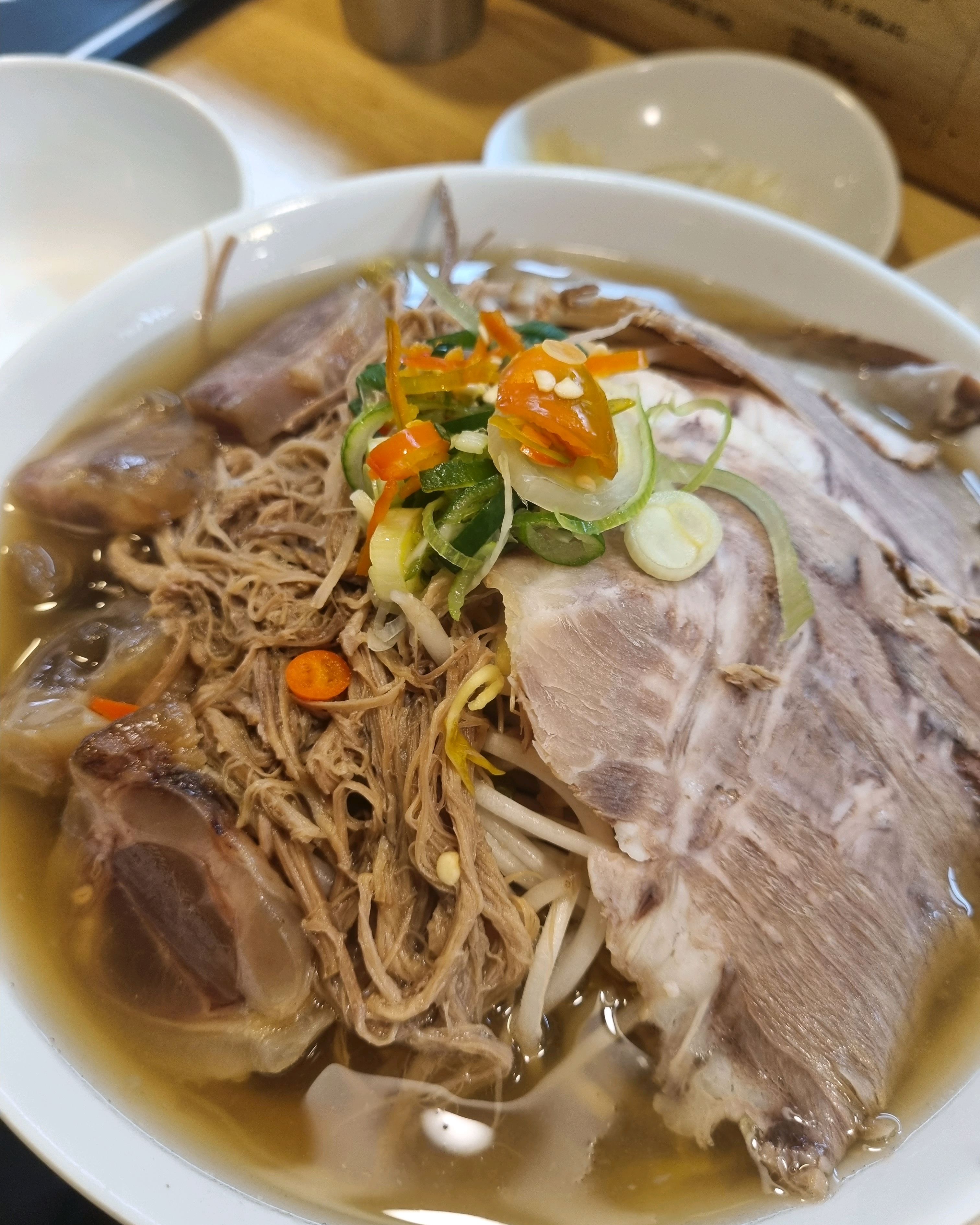 지금날씨에 딱 먹기좋은 국물!! - 정자동 맛집 미분당