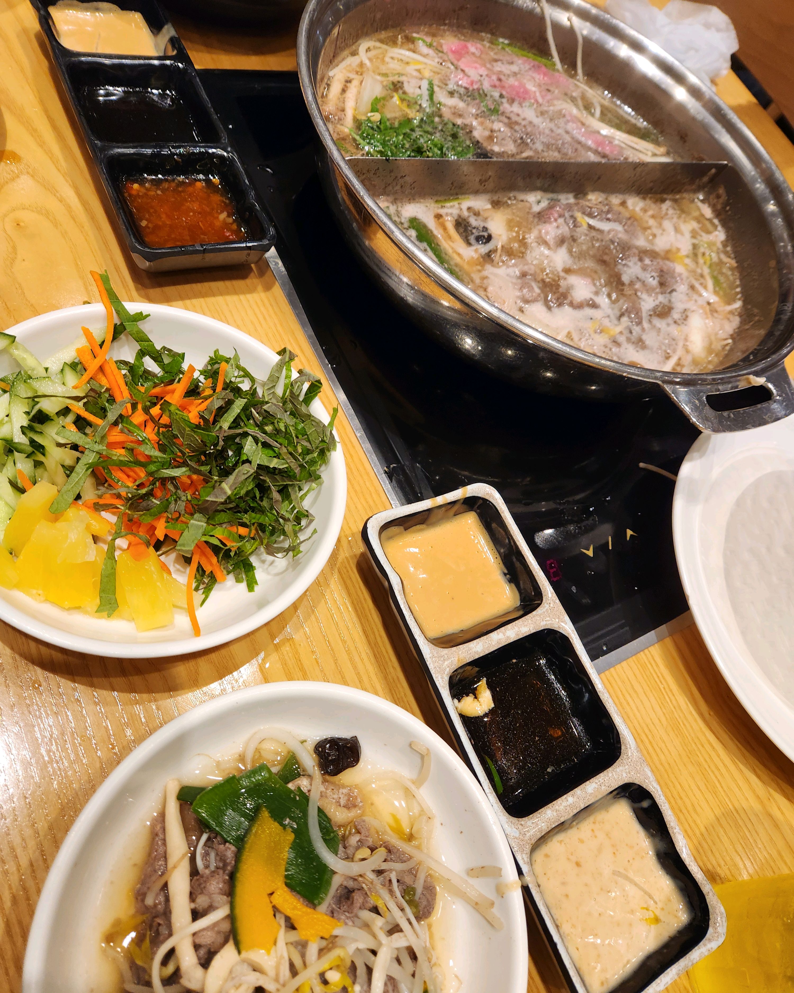 맘껏 먹기 너무 좋아요! - 경주 용황 맛집 샤브20 경주점