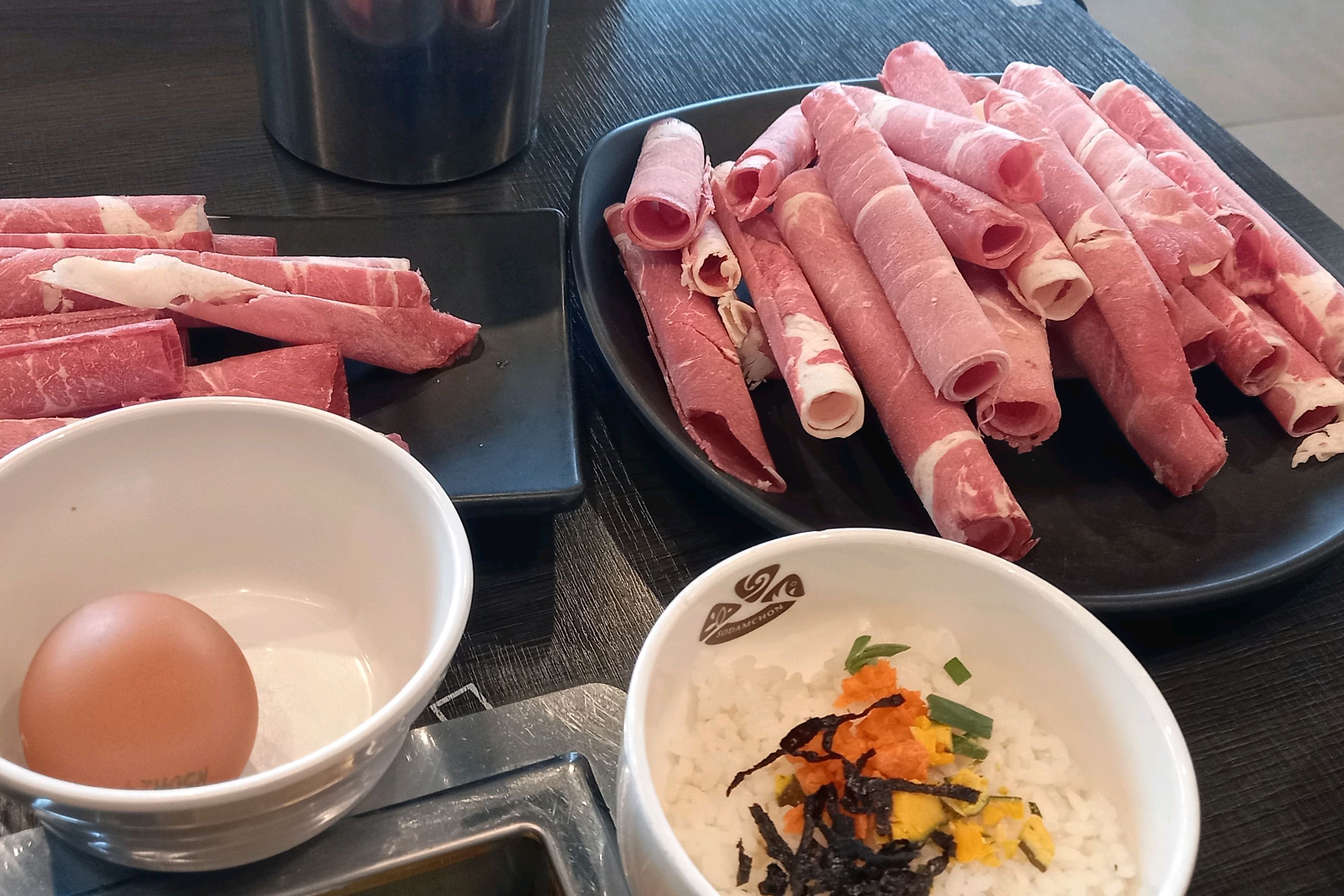 집에서 가깝기도하고 신선한 야채먹고 싶으면 오는곳.여기오면 과식하기일쑤..음식안남기고 먹고