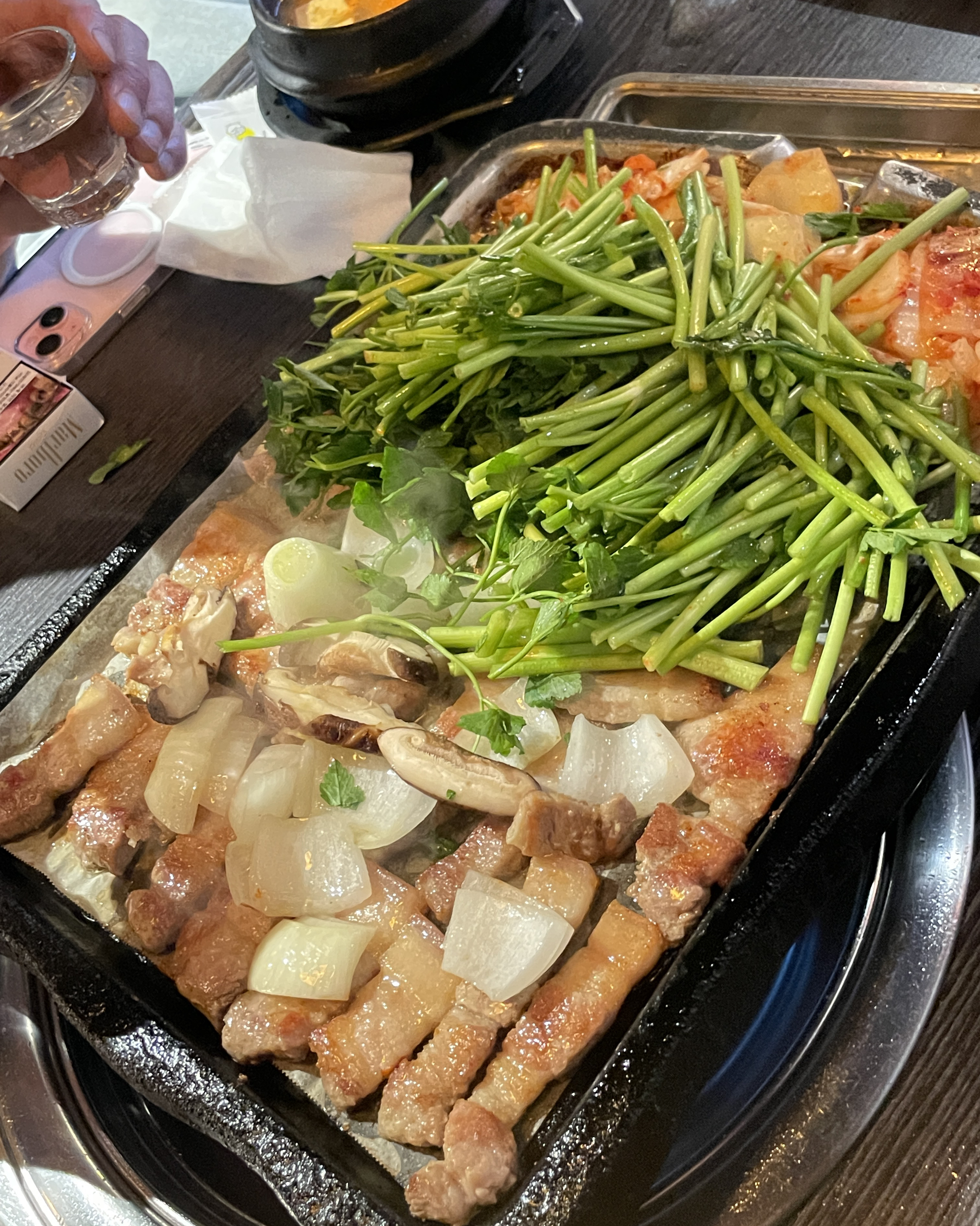 미나리 거의 산처럼 주셔요 진짜 미나리 러버는 울고 절해요 그리고 미나리 무한리필 이건 사