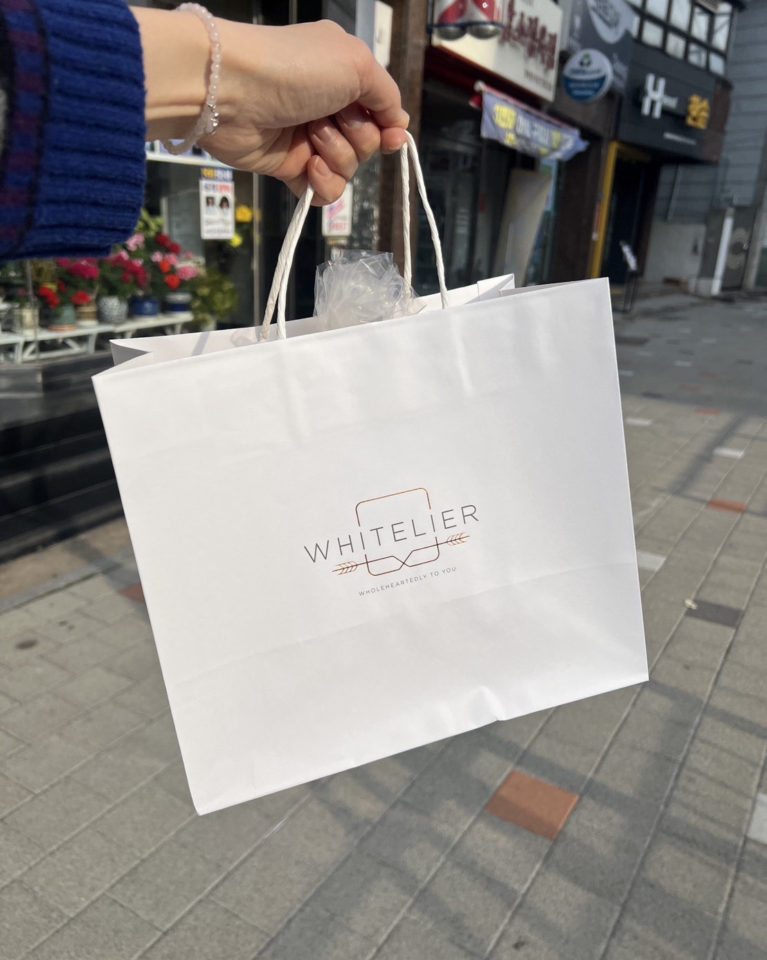 동래에 화이트리에 있길래 사먹었는데 역시 너뮤 맛있어오👍🏻👍🏻👍🏻 - 동래 맛집 화이트리에 동래점