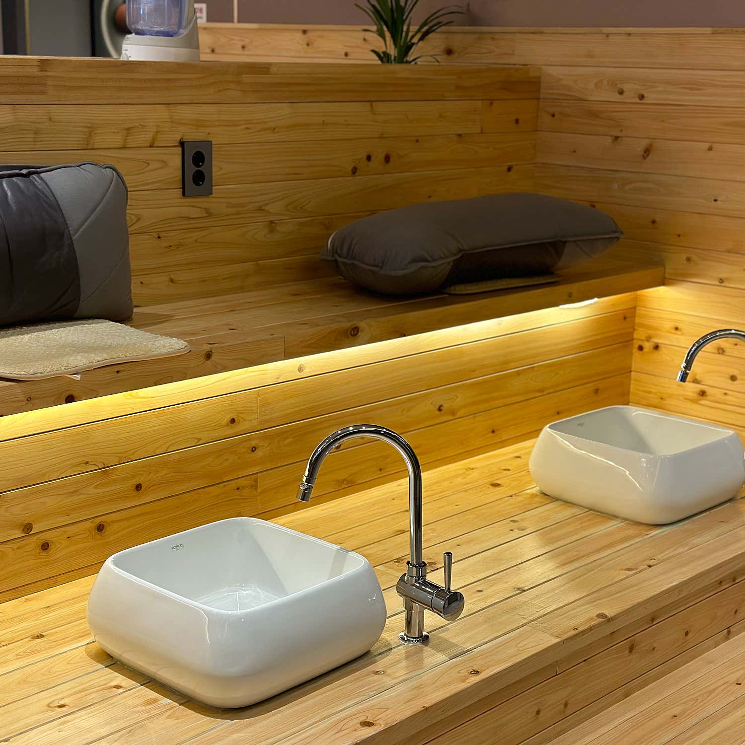 명품정통아로마 (시흥배곧) 매장 사진 10