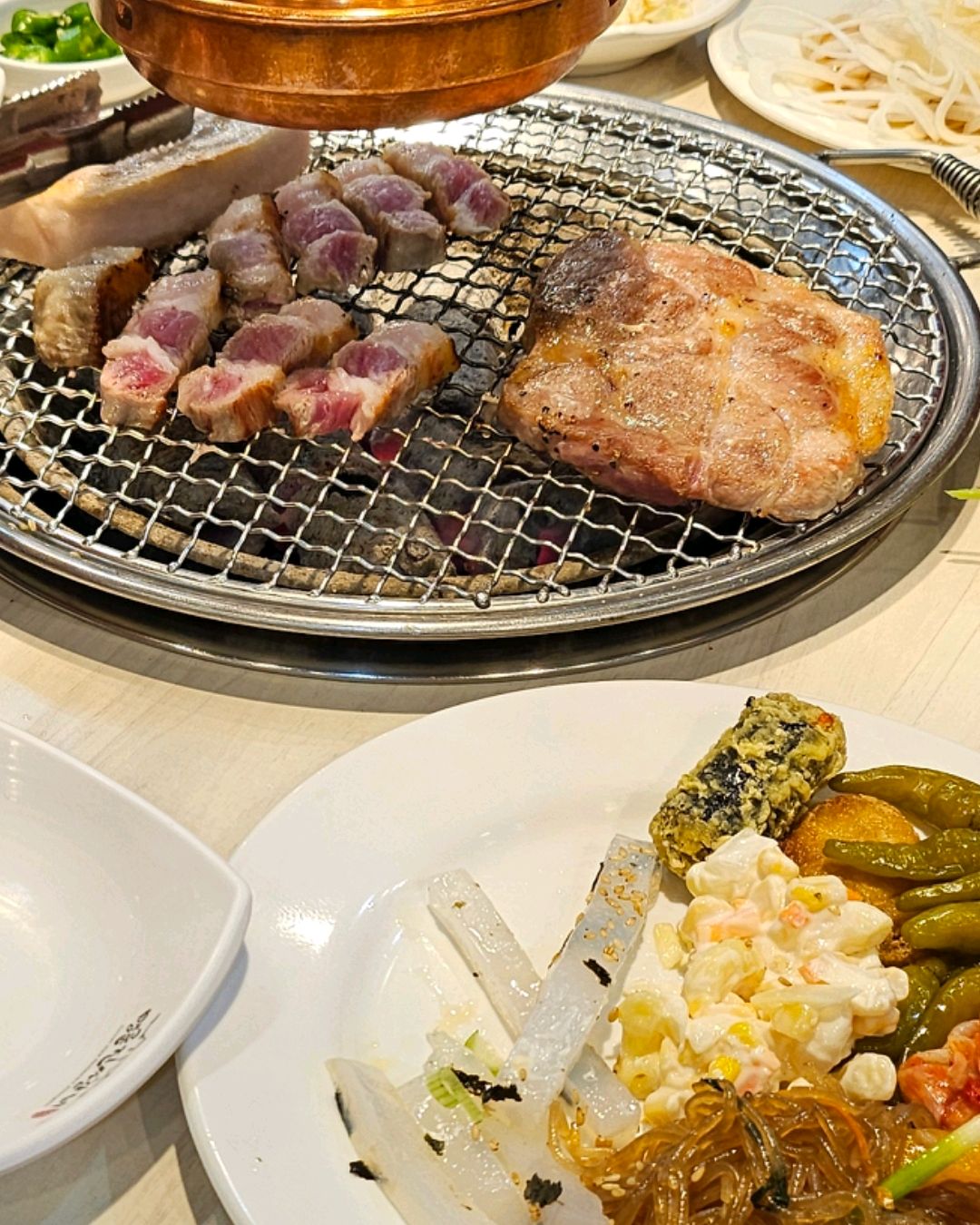 전에는 안그랬던거같은데 접시가... - 계산역 맛집 명륜진사갈비 인천계양점