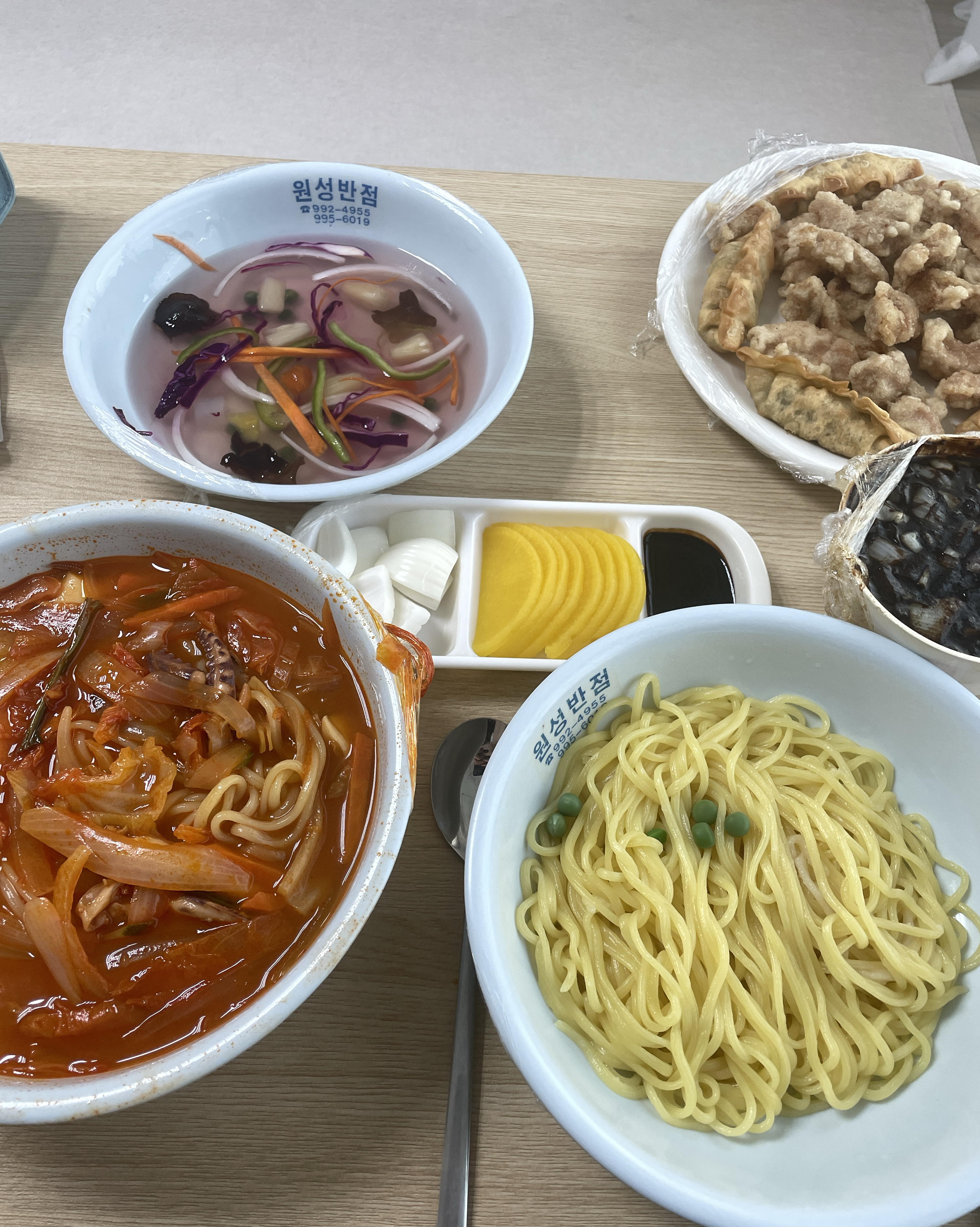 한국 서울 쌍문역 주변 우동 전문점 원성반점