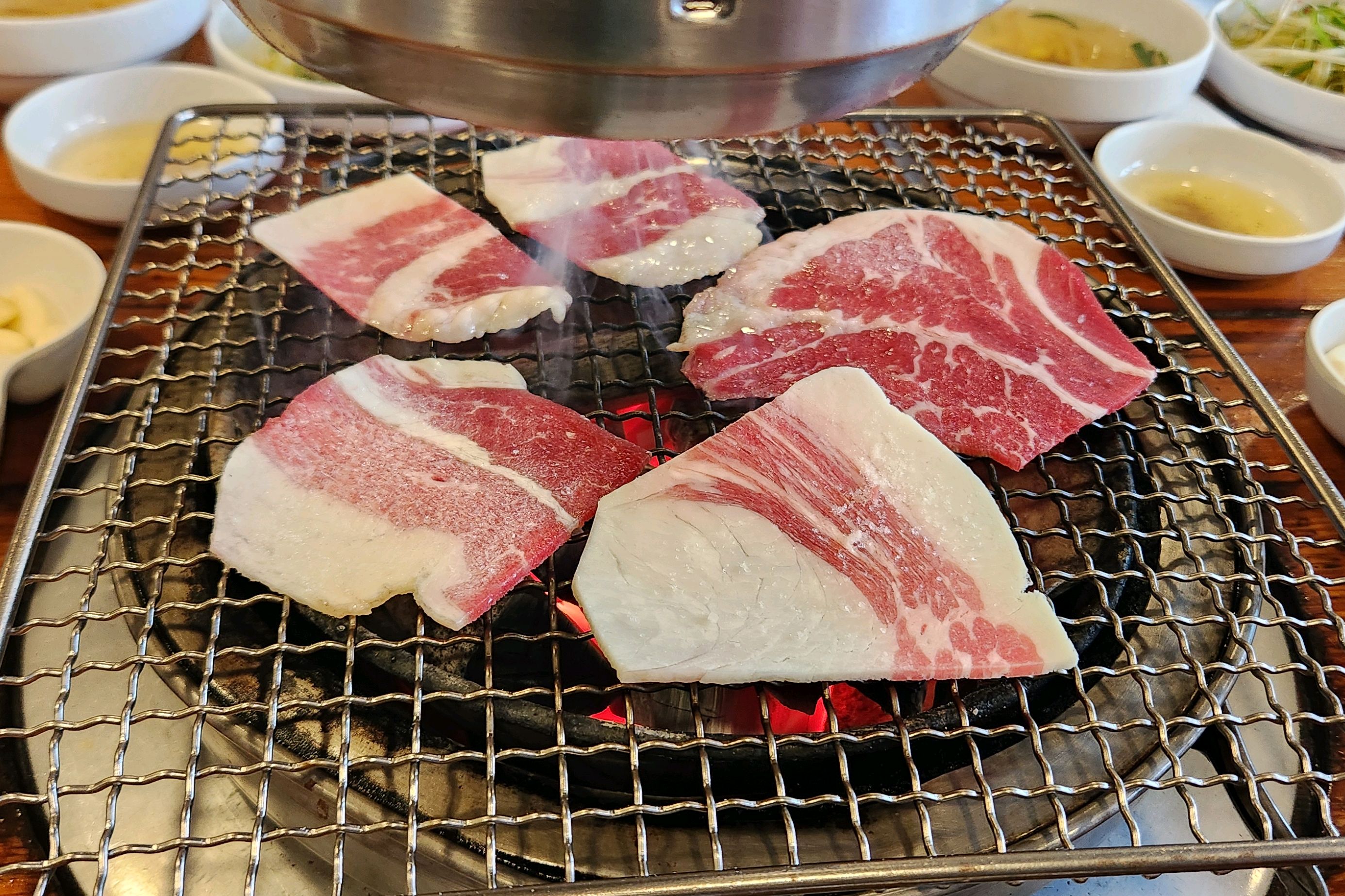Gourmet beef brisket restaurant in Gonghang-dong, Gangseo-gu, Seoul