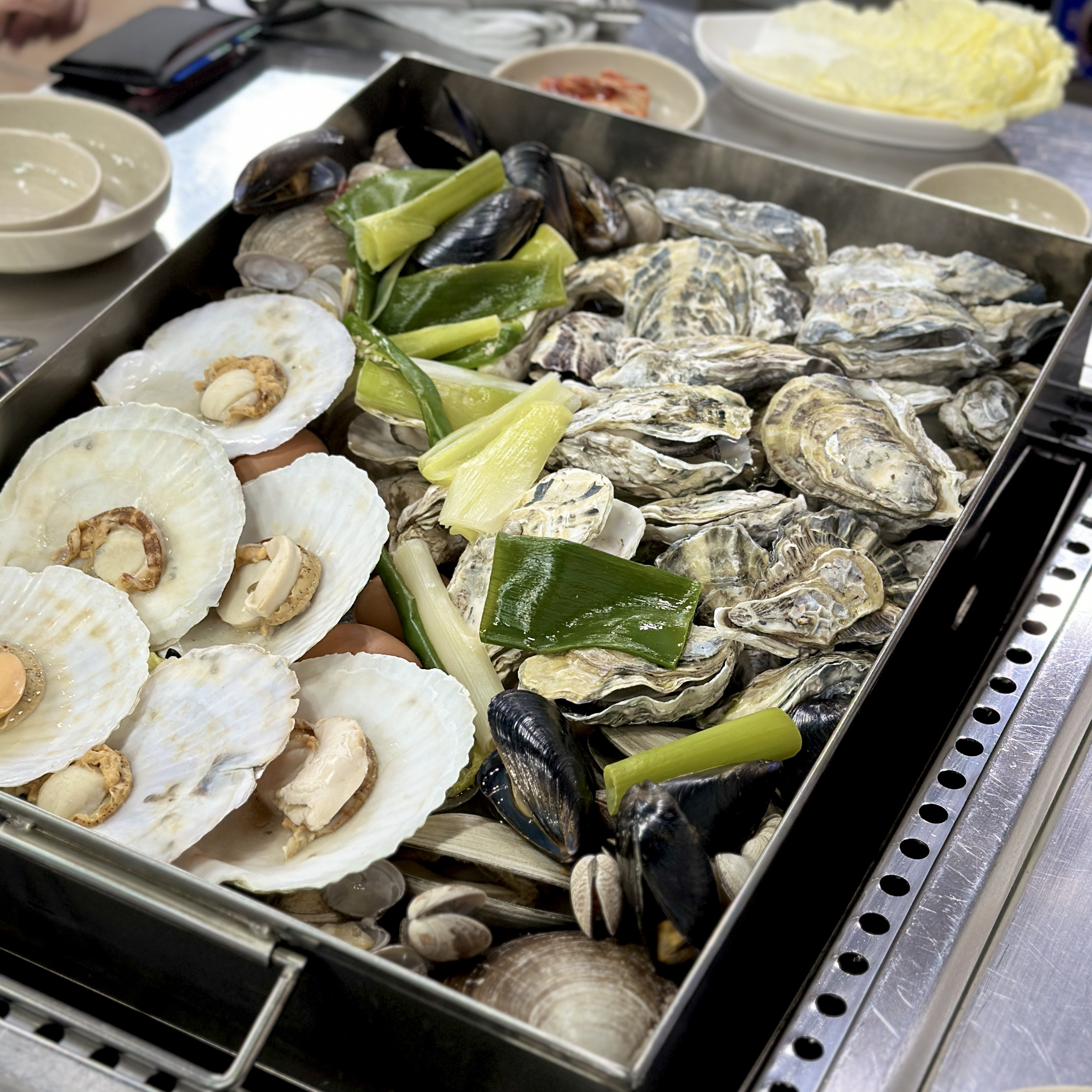 
화곡역식당 굴사냥화곡본동점