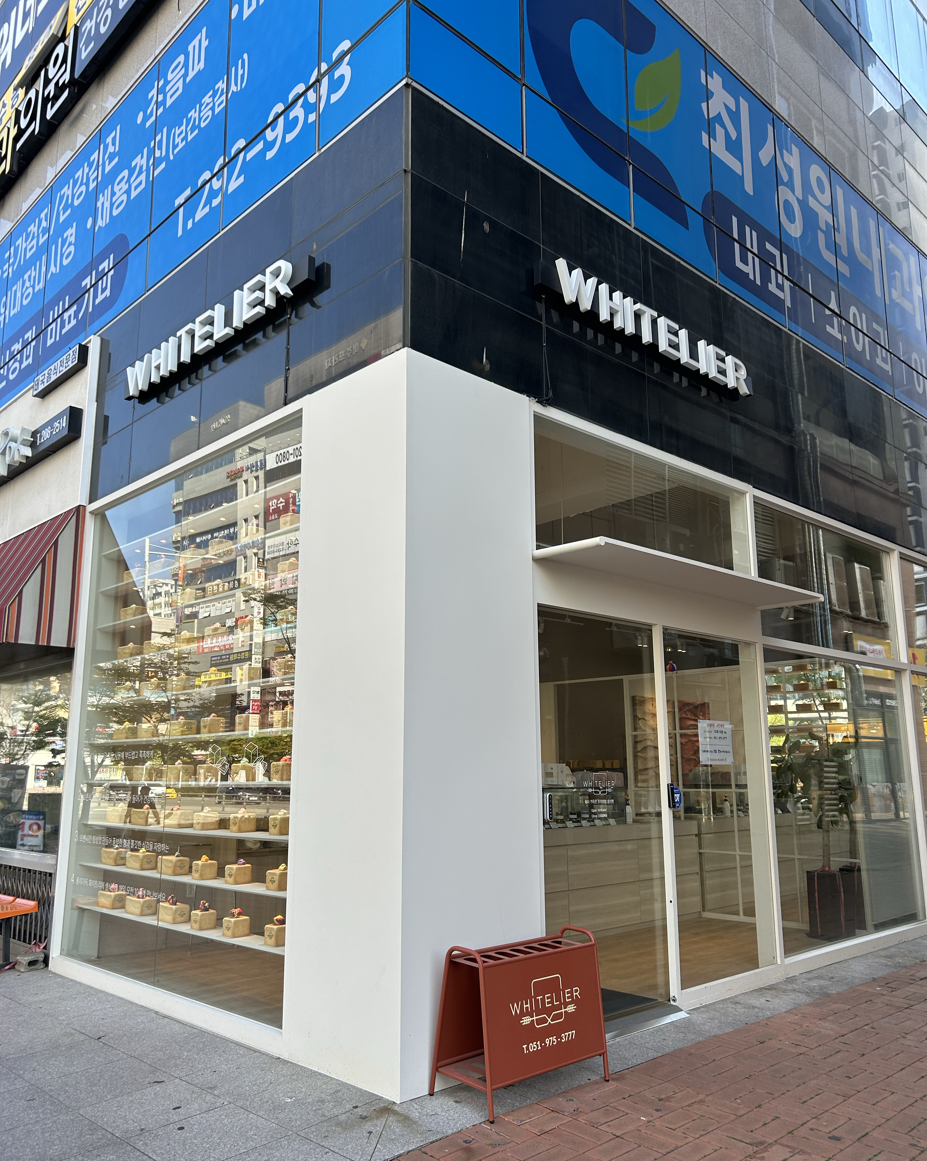 저희 동네에는 줄도 길고 인당 2개 제한있는데 - 명지국제신도시 맛집 화이트리에 명지국제점
