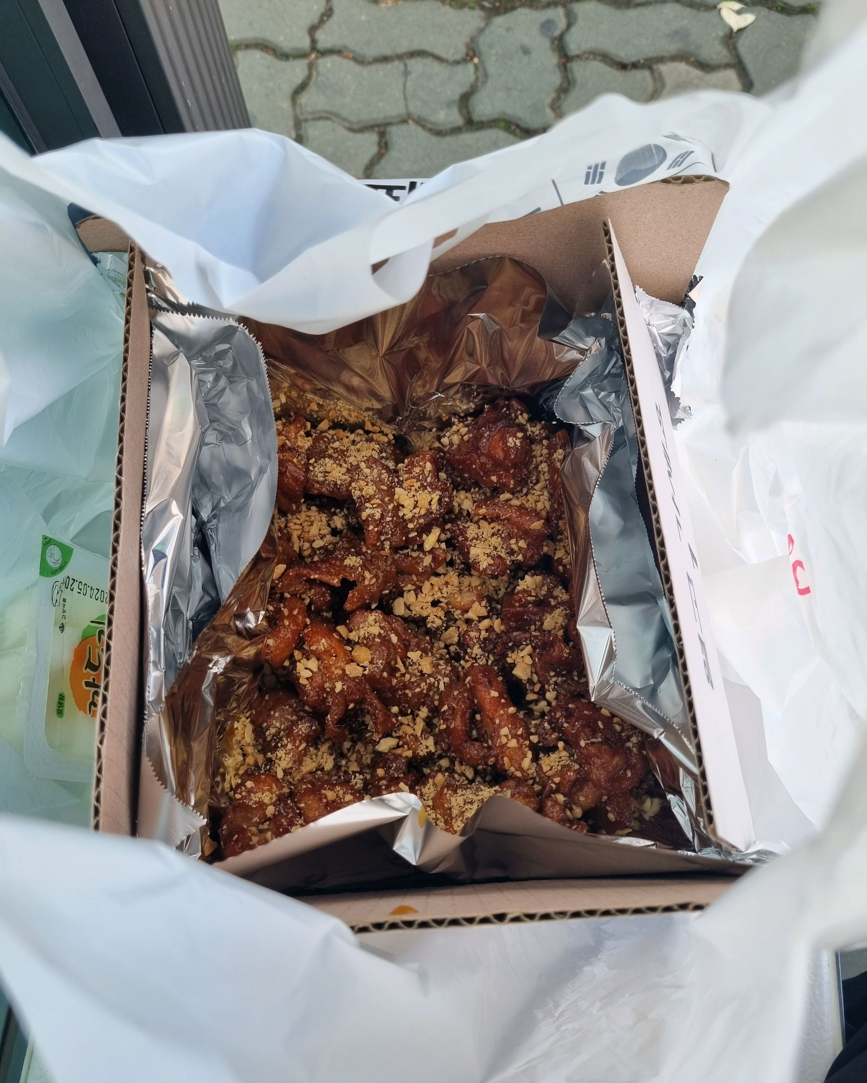양 많고 맛있어요 ㅎㅎ 순한맛은 그냥 간장인데 ..멈출수없어여.. 담엔 매운거 도전해볼래