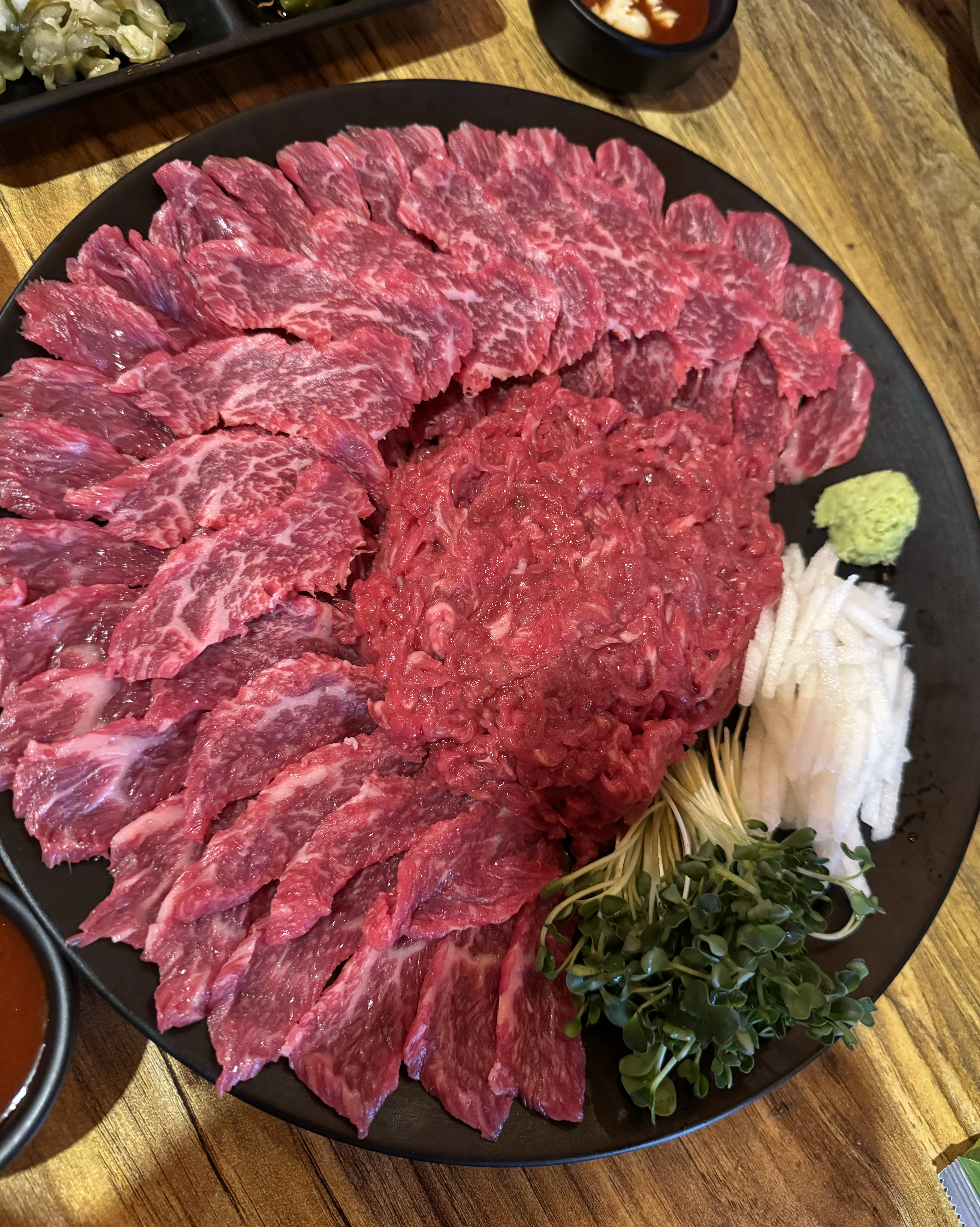 
서울시 은평구 수색동 맛집 늘품육회