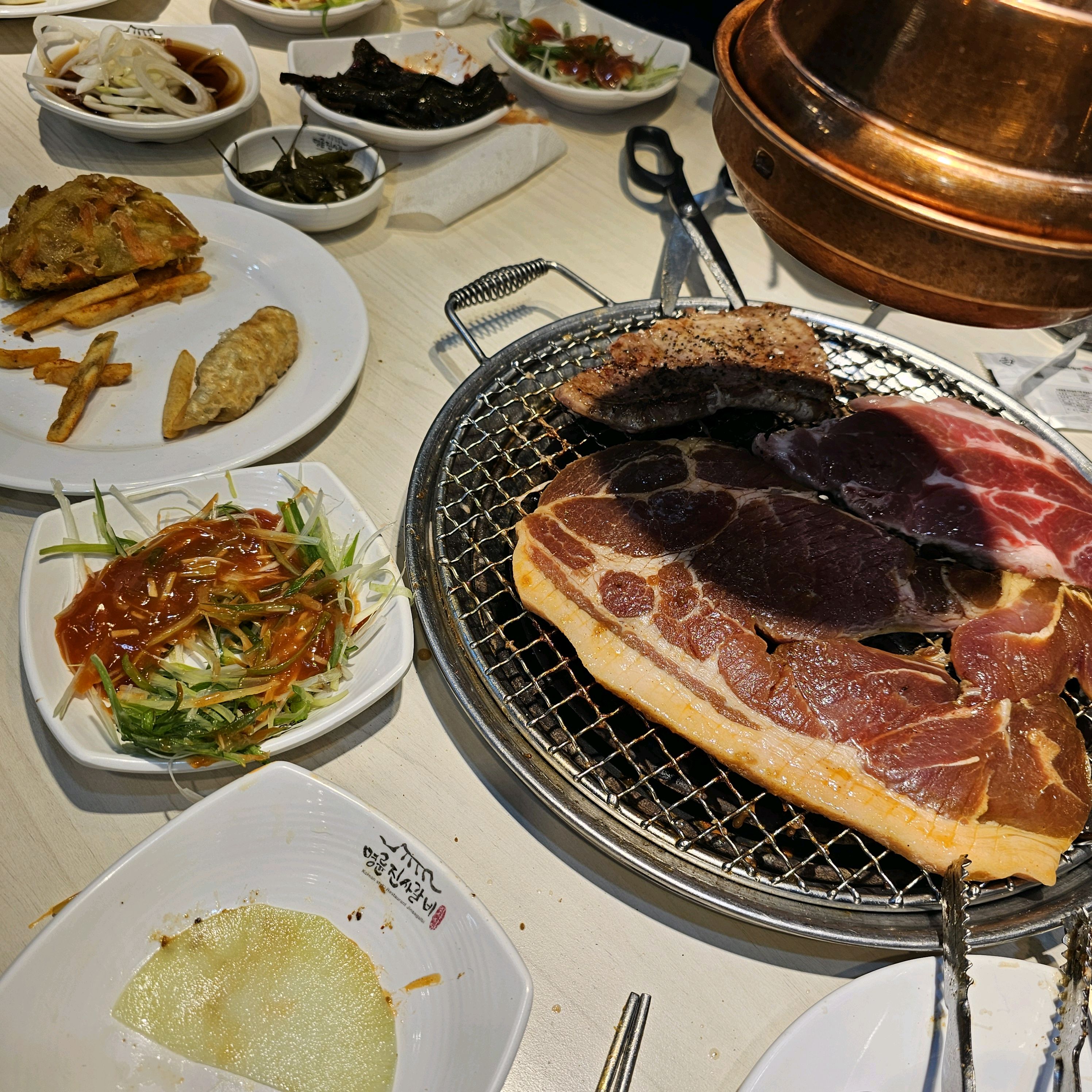 가족 회식에서 메뉴가 고기라면, 고민 없이 바로 여깁니다. - 솔샘역 맛집 명륜진사갈비 서울미아점