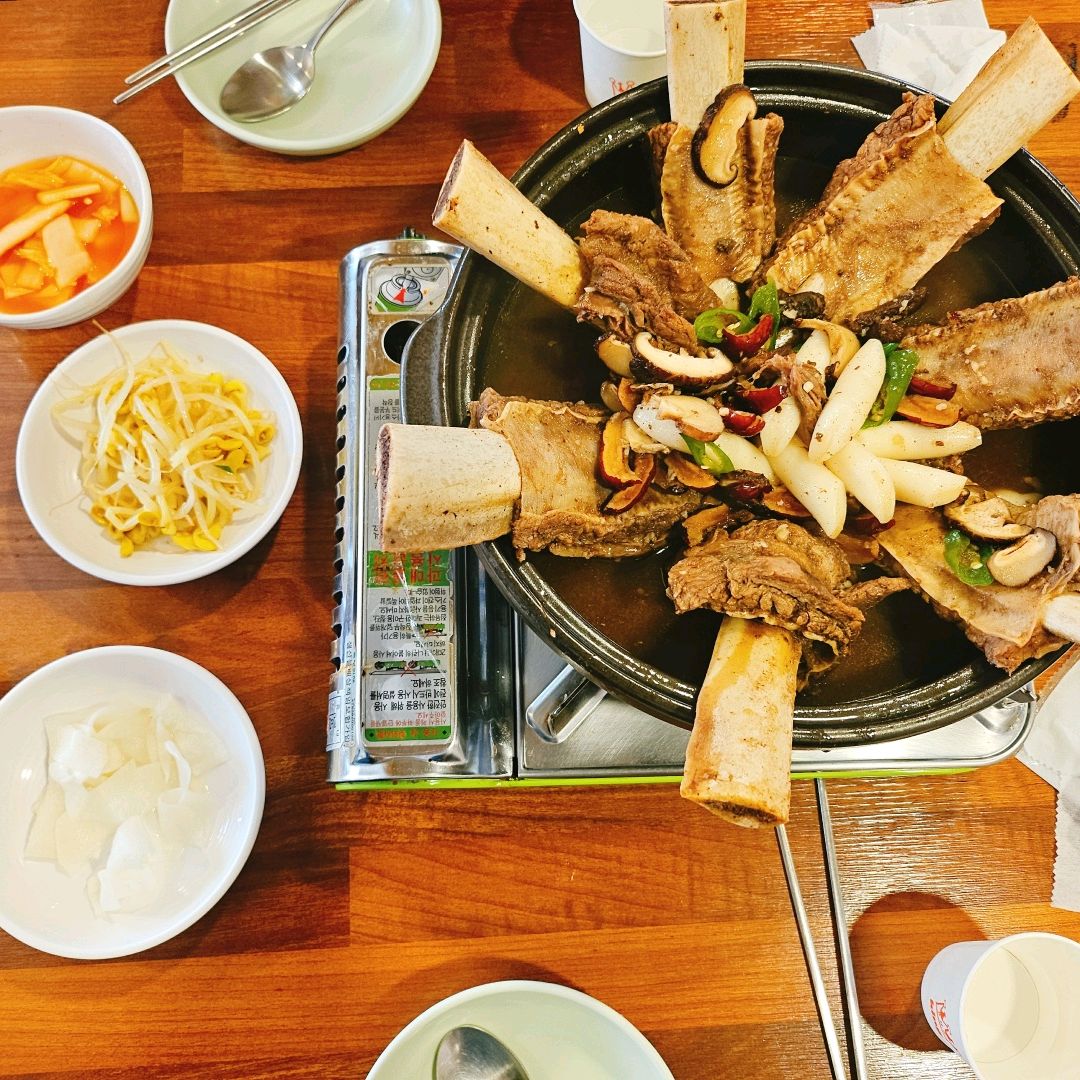  서울시 종로구 사직동 맛집 서촌기와집 경복궁본점
