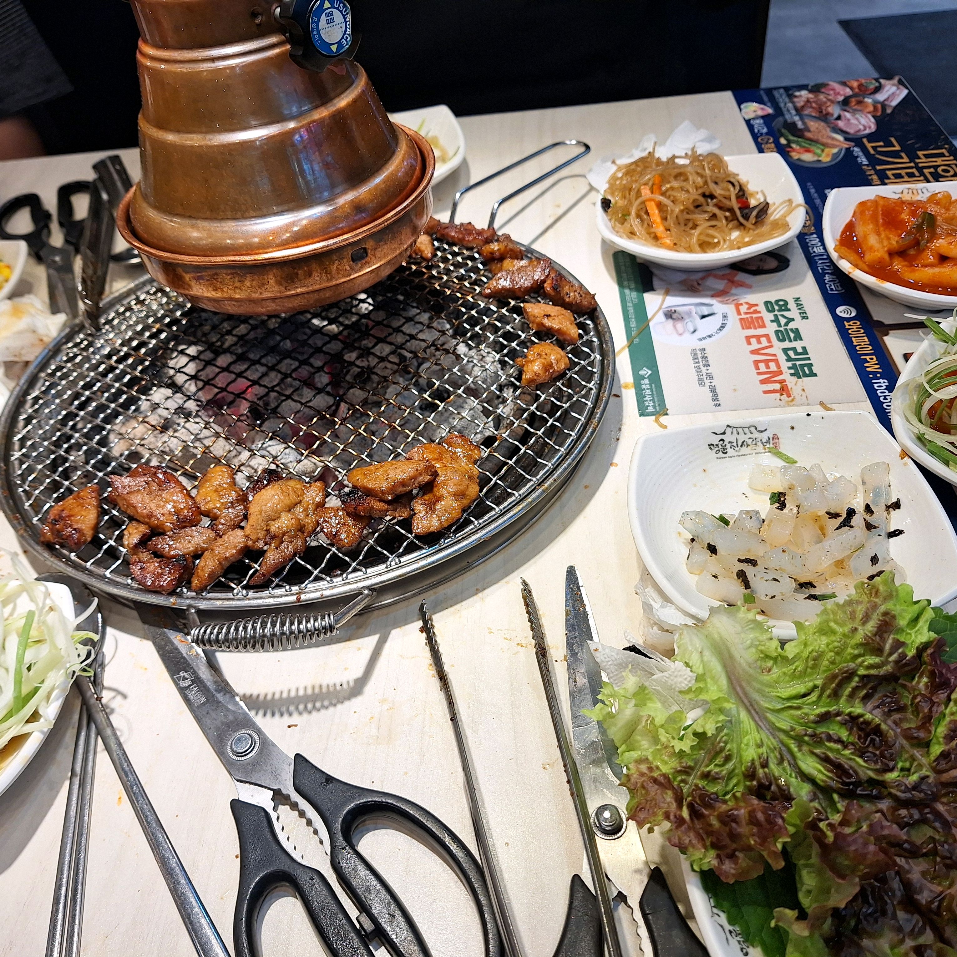 고기도 맛있고 직원분들도 친절하시고 - 면목동 맛집 명륜진사갈비 면목점