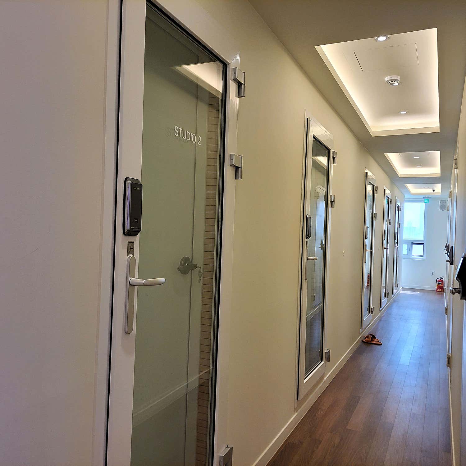 2번째 스튜디오 사진