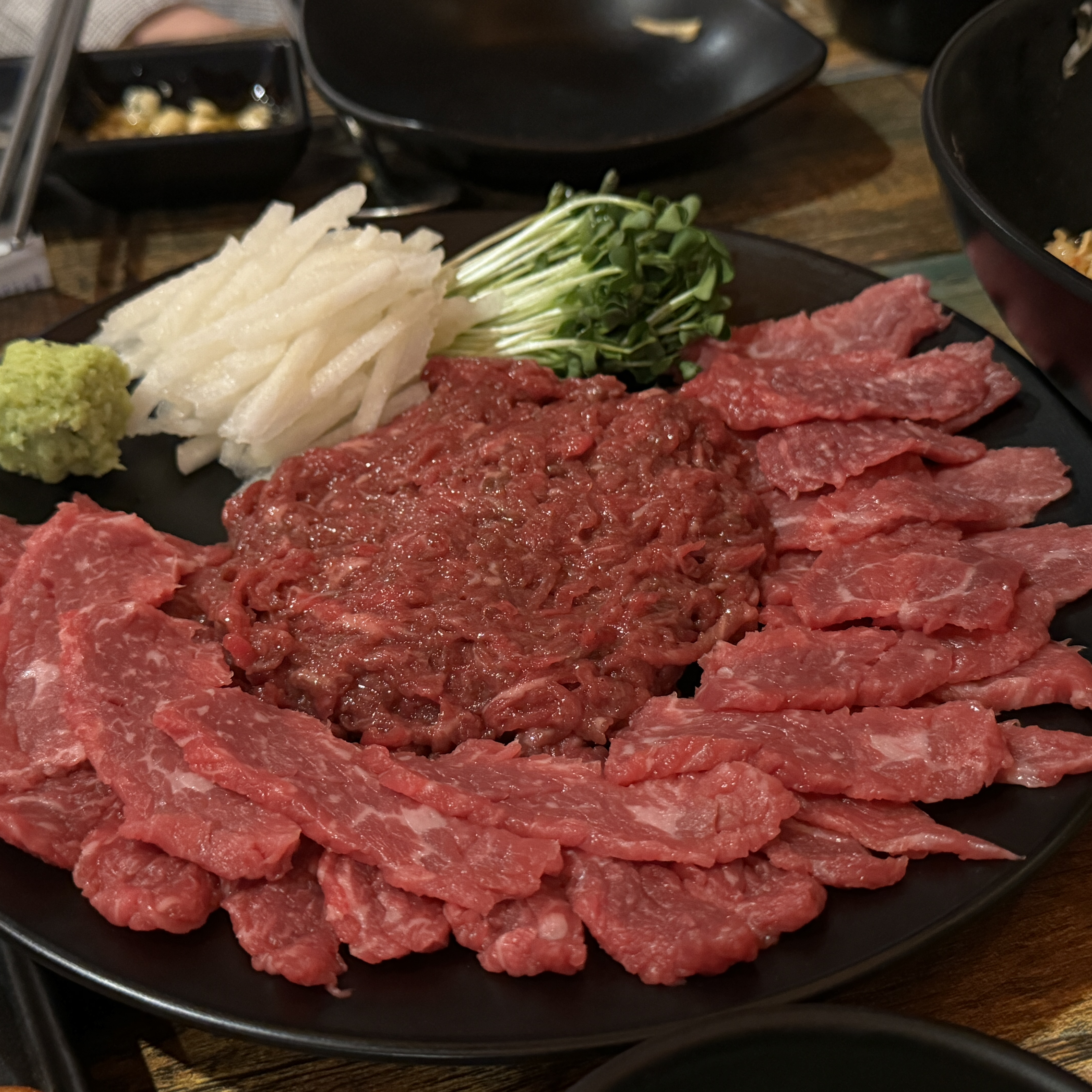 
서울시 은평구 수색동 맛집 늘품육회