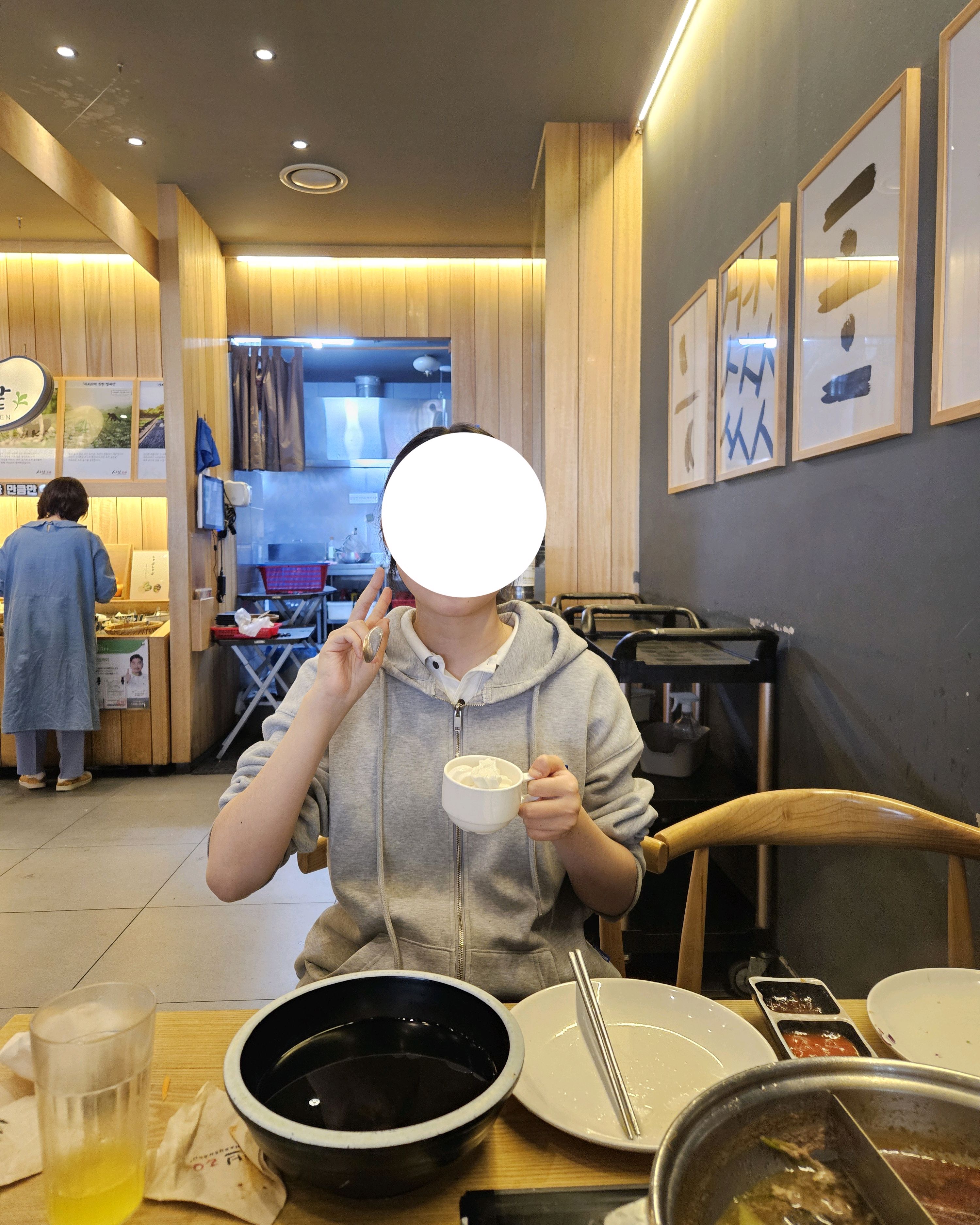 고기 무제한이고 디저트까지 푸짐해서 맛있었어요ㆍ다만 쌈배추 소쿠리에 곰팡이가 있던데 교체해