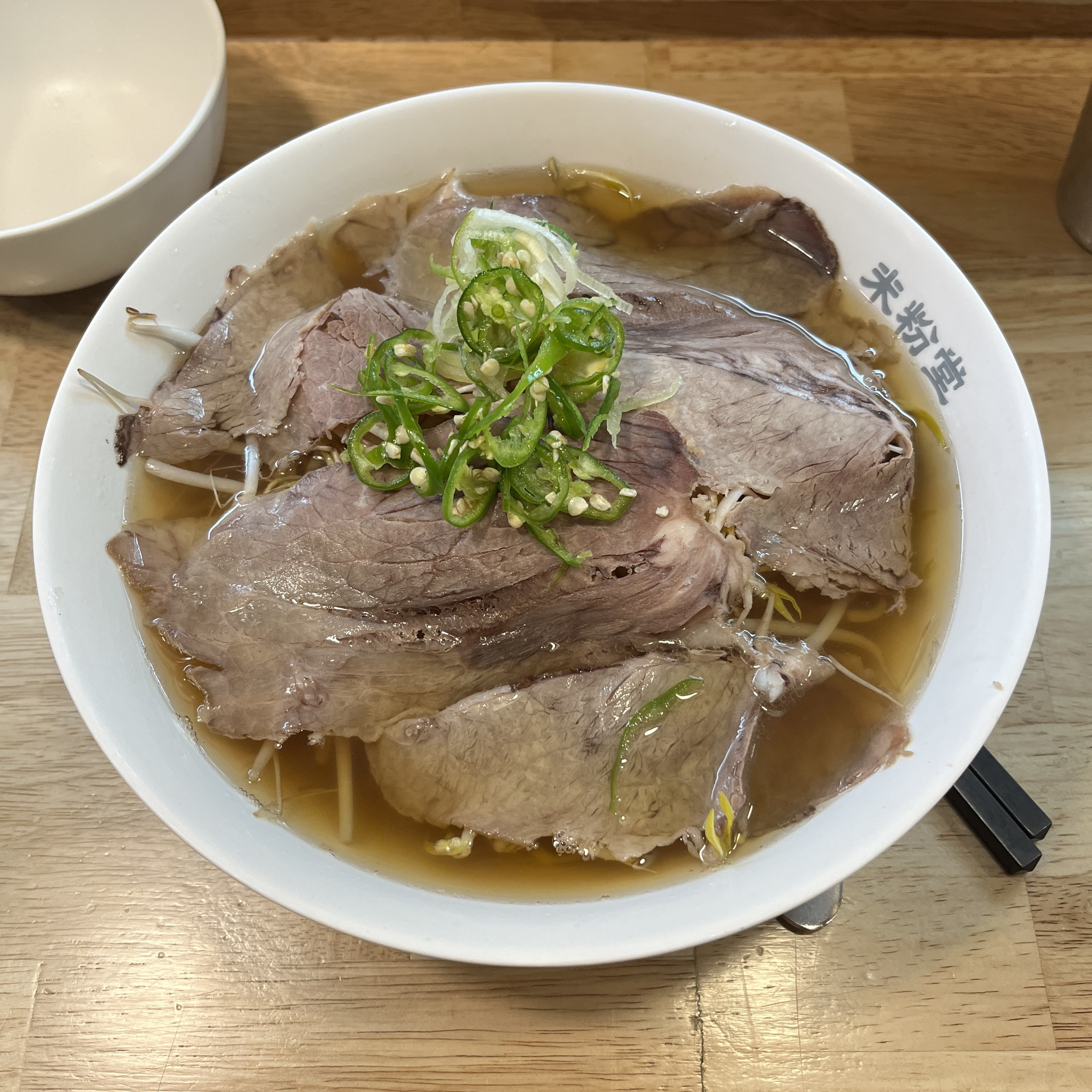 다들 친절하시고 음식 빨리 나와서 좋아요~! 쌀국수도 맛있어요👍🏻 - 구래동 맛집 미분당 구래점