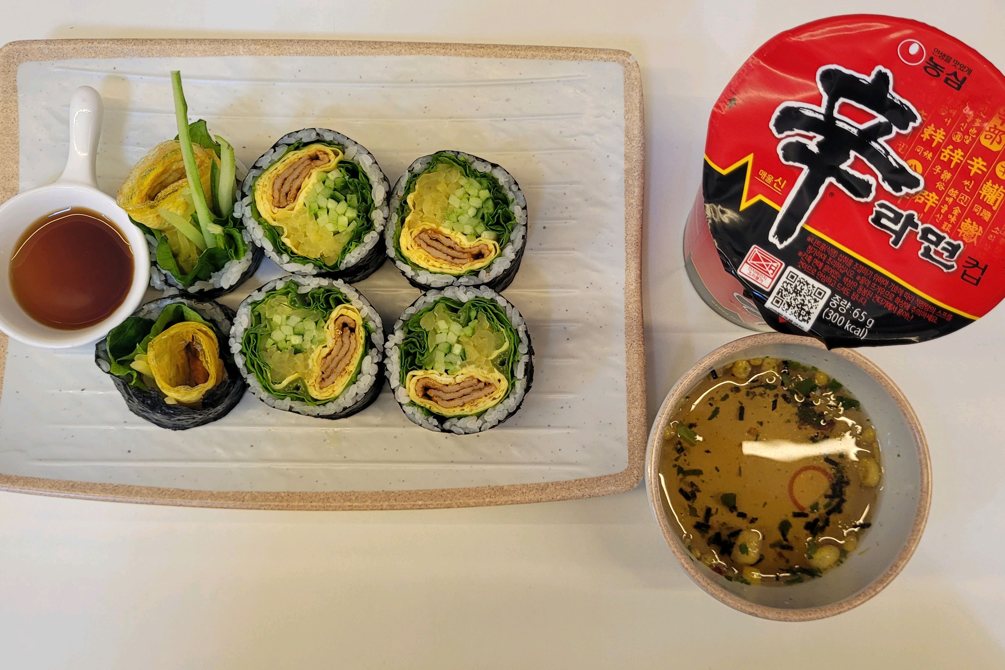 배달만 시키다가 매장은 - 천호동 맛집 오토김밥 천호점