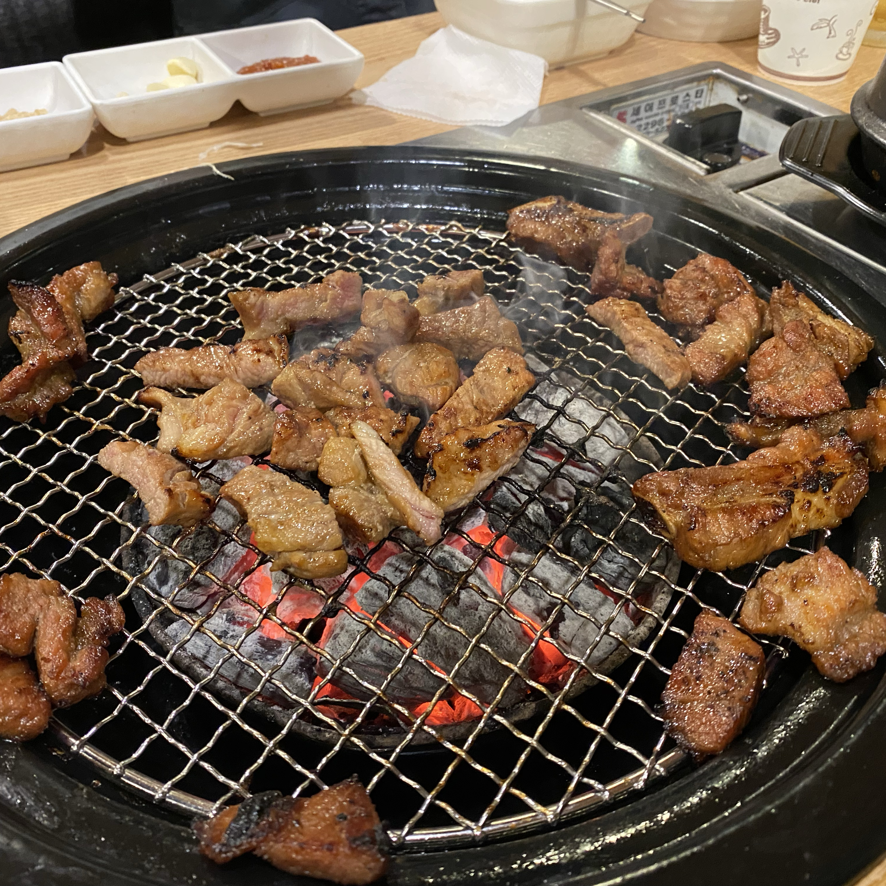 돼갈이 육즙이 가득 촉촉하고 맛있어요 - 천호동 맛집 참나무본가 천호점