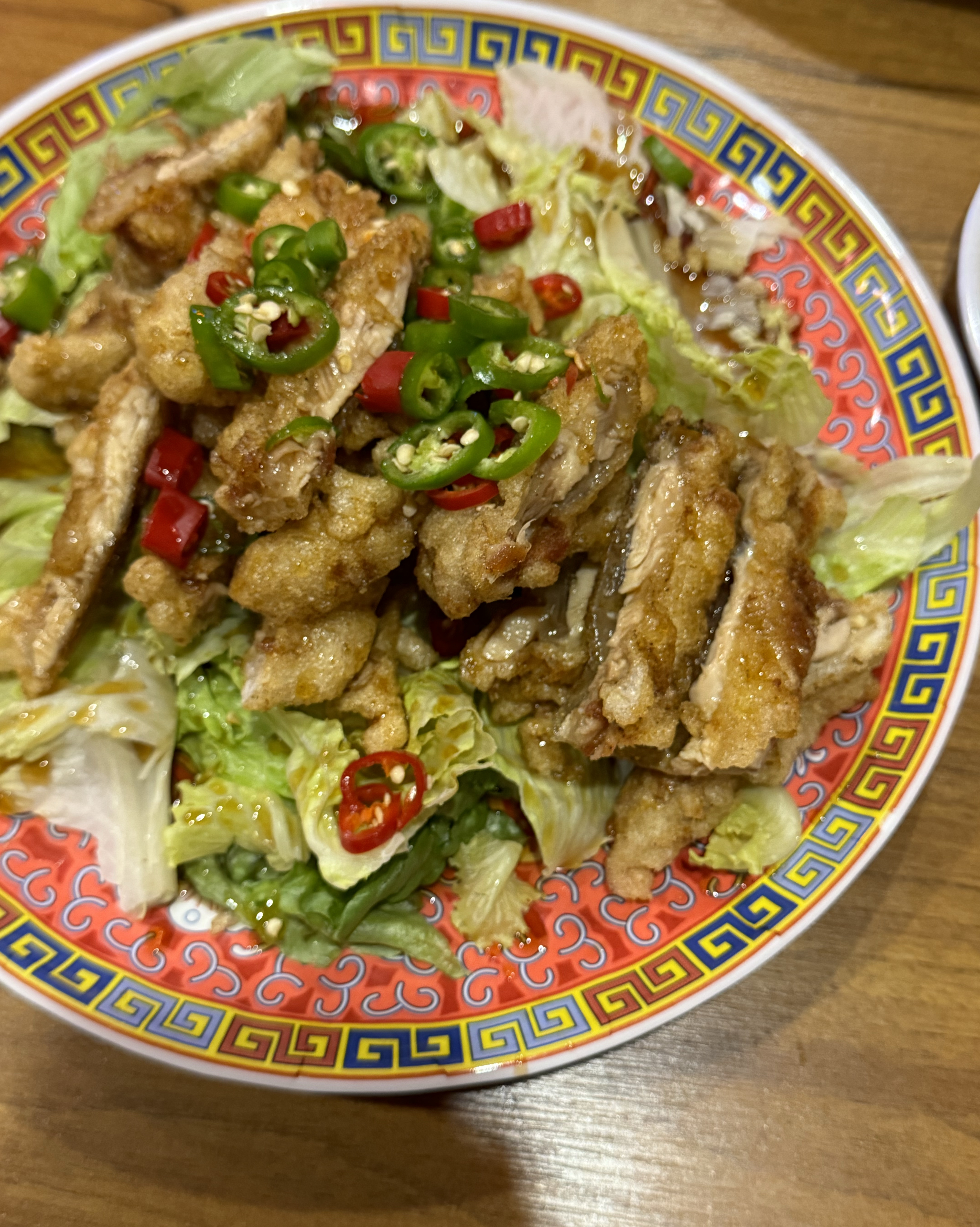 둘이 가서 간짜장, 볶음밥, 유린기 너무 맛있게 먹고 왔어요. 유린기는 고기 잡내도 없고