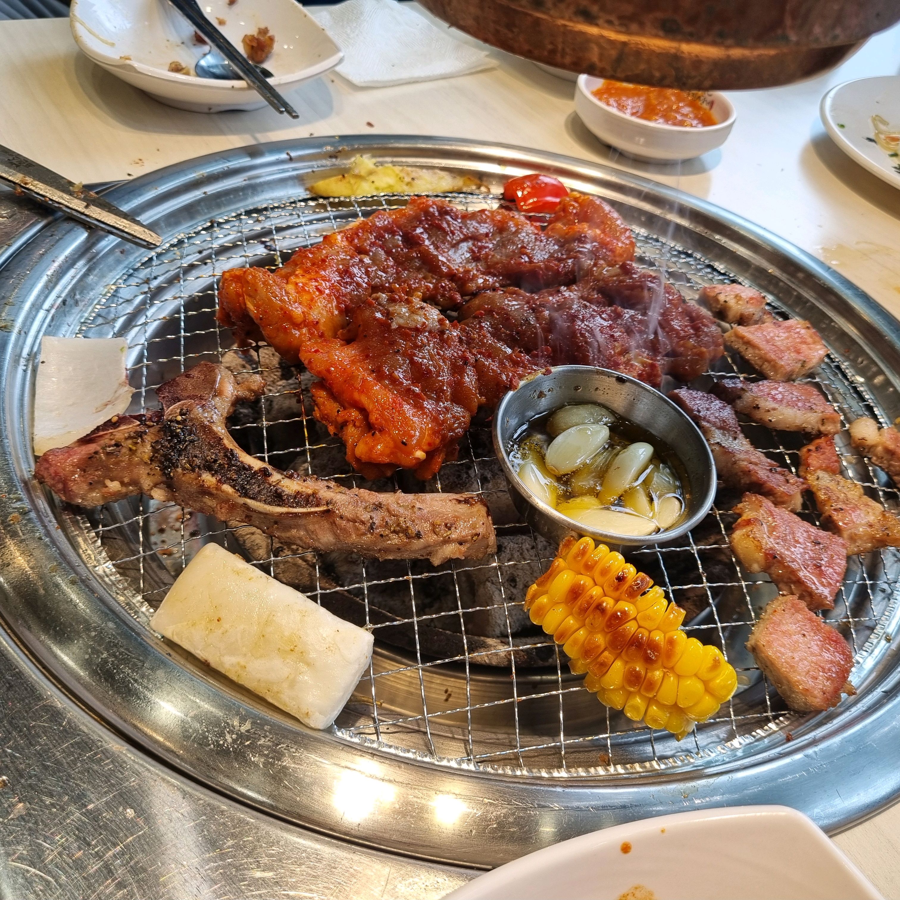 예전에 비해 음식이 맛있어졌어요 다만 위생에 좀더 신경써야 될듯싶네요 - 한대앞역 맛집 명륜진사갈비 안산한대앞역점