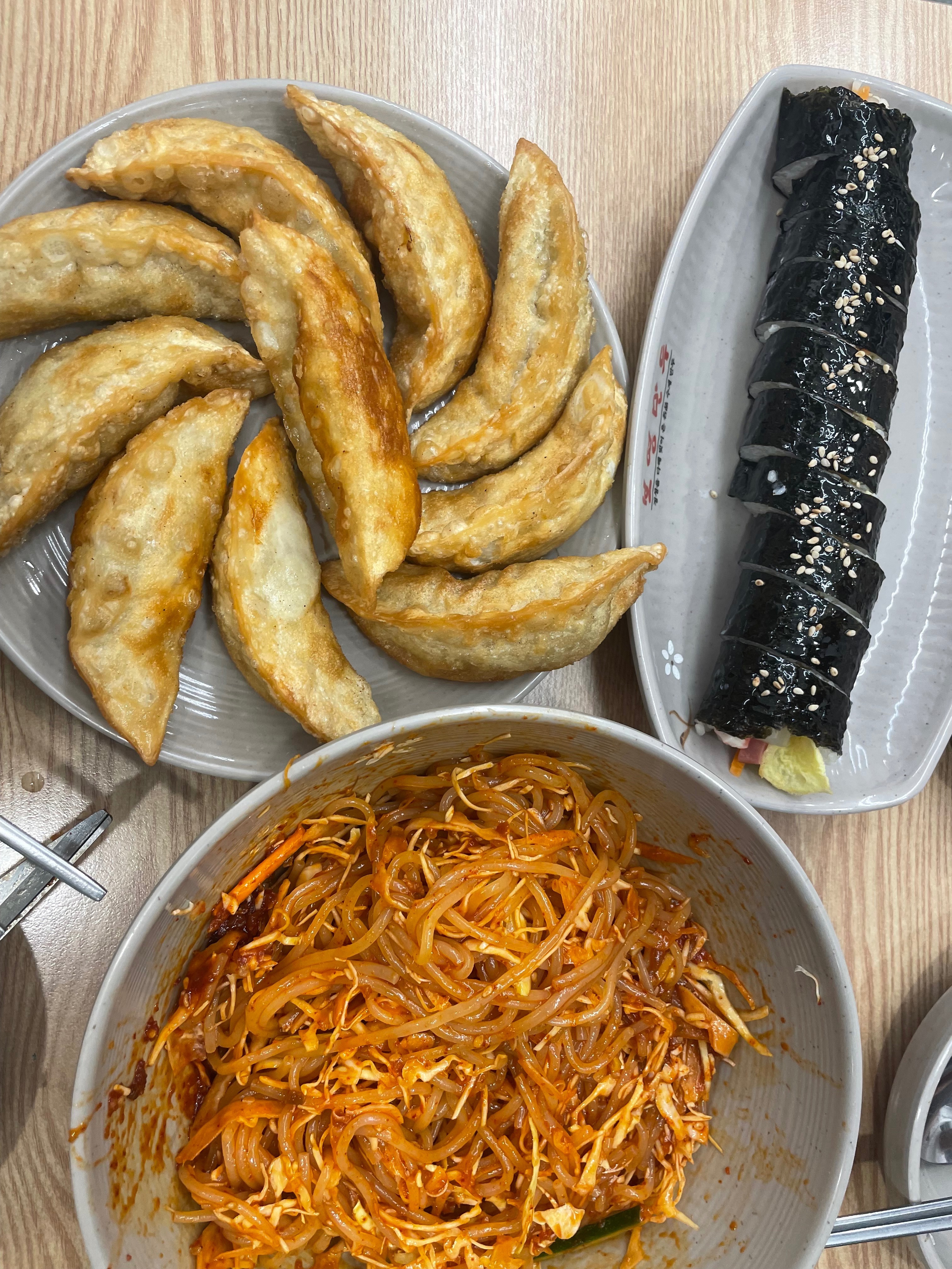 본점아니면 솔찍히 맛은 조금 기대안하는 편입니다 - 권선동 맛집 보영만두 권선직영점