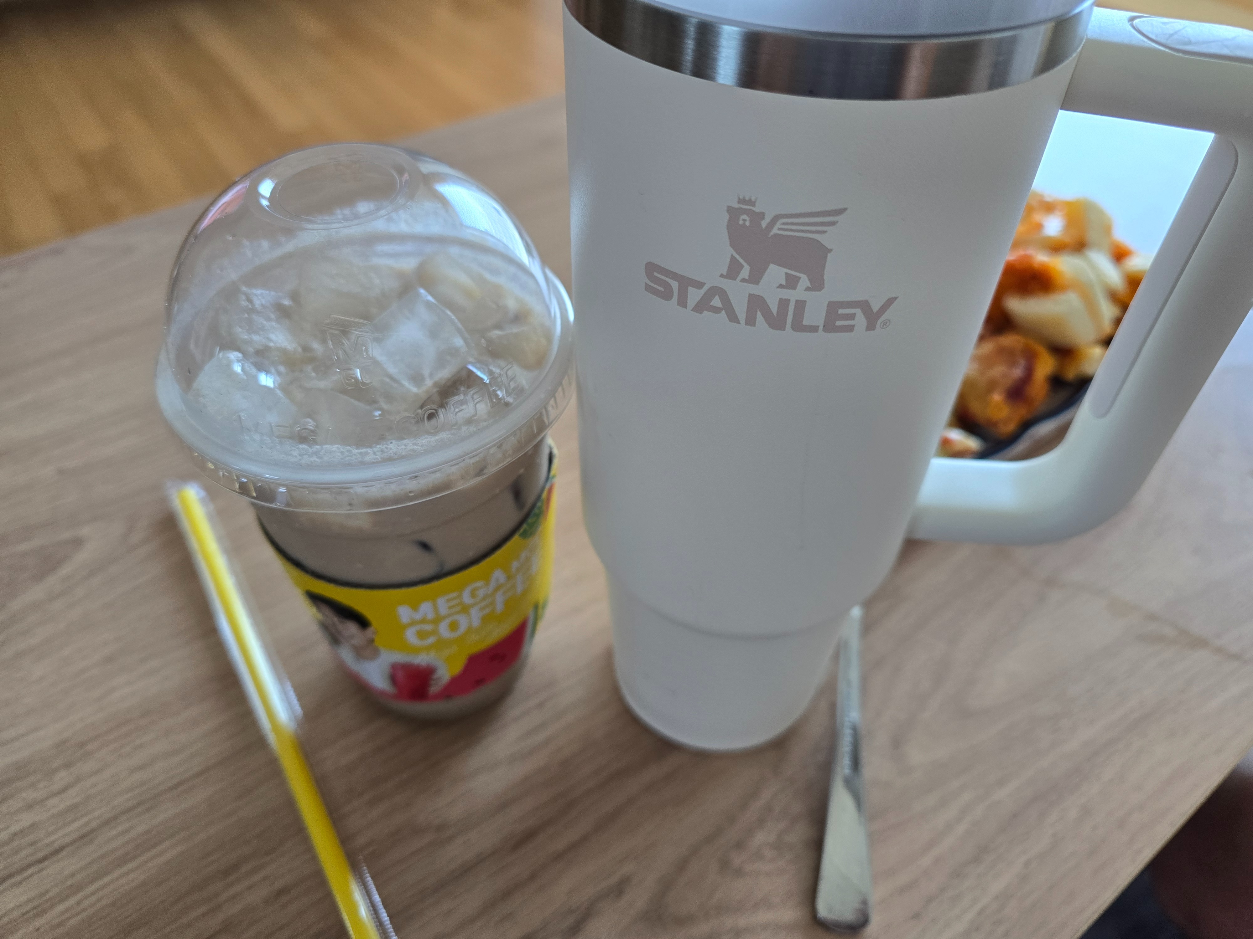 디저트가 기대보다 더 푸짐하고 알차서 놀랐어요🤤👍🏻✨️ - 권선동 맛집 메가MGC커피 수원아이파크시티점